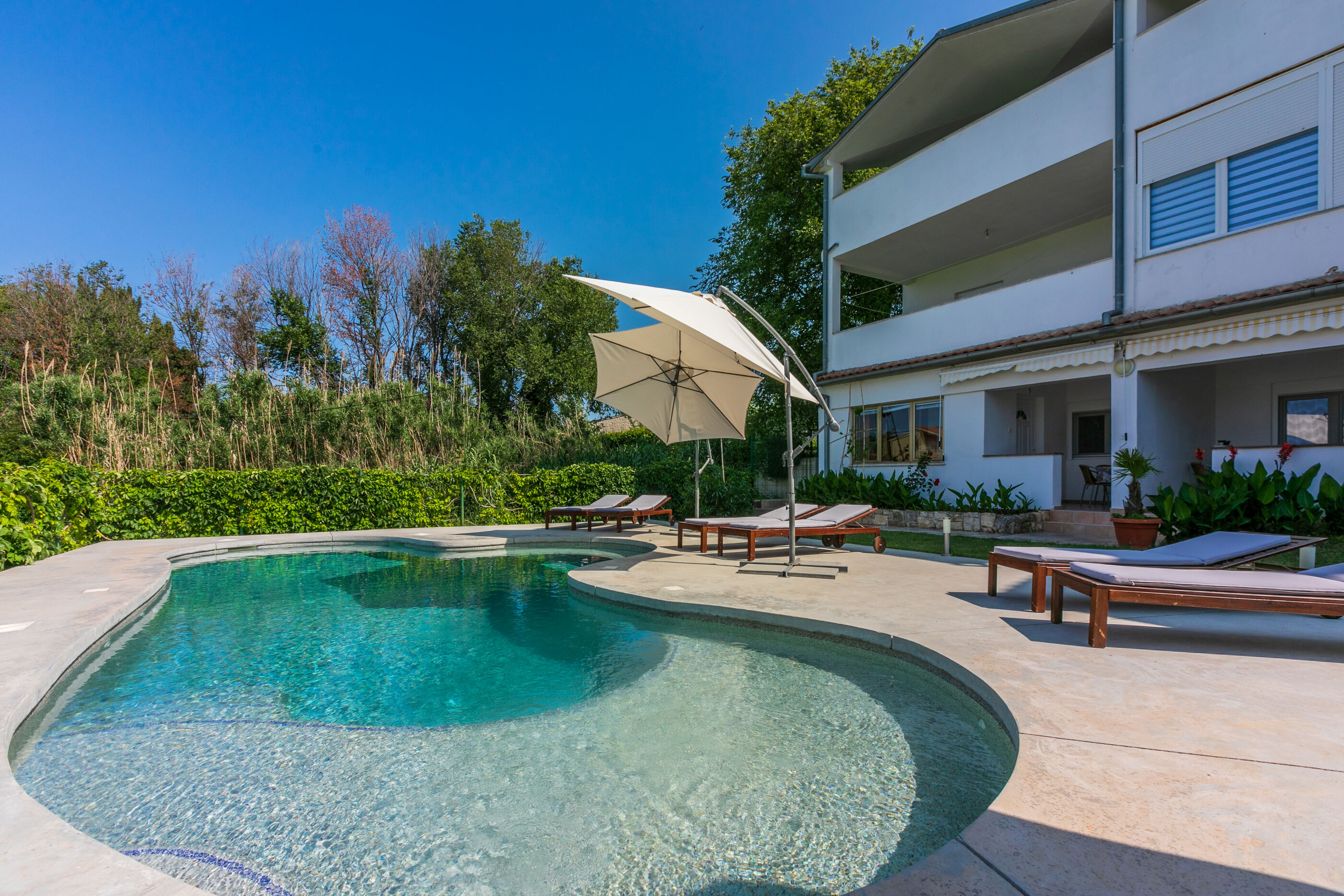 Apartments Pool Accommodation in Fazana