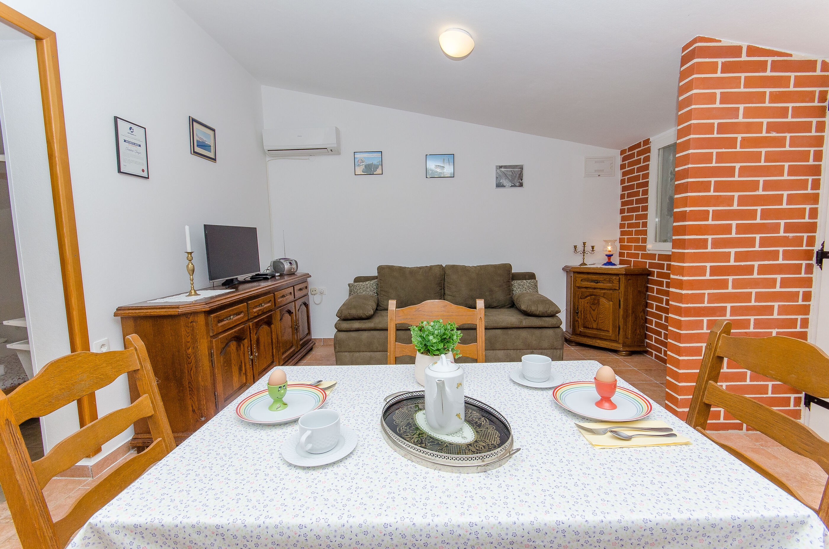 House Tomislav 58311-K1