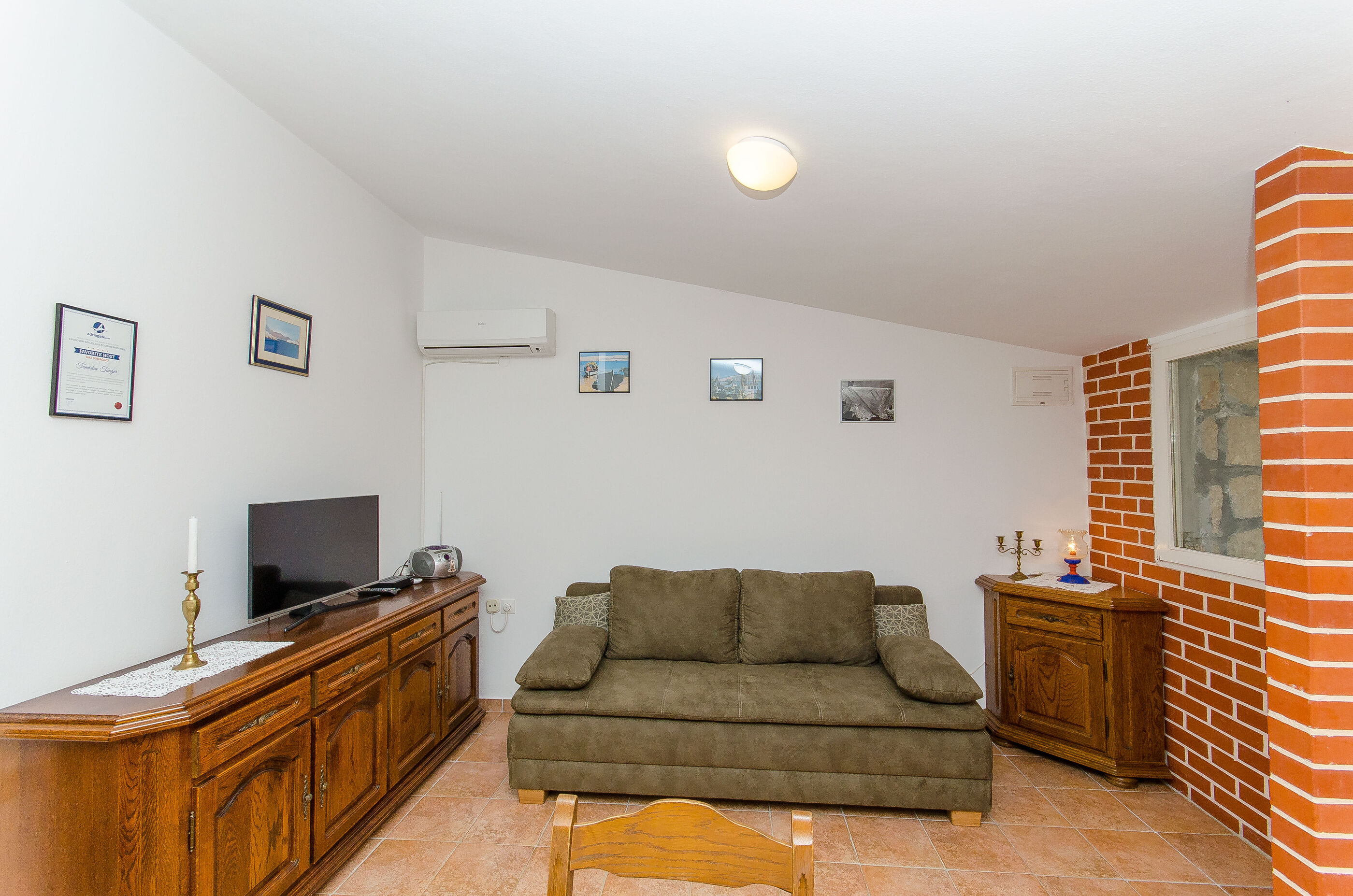 House Tomislav 58311-K1