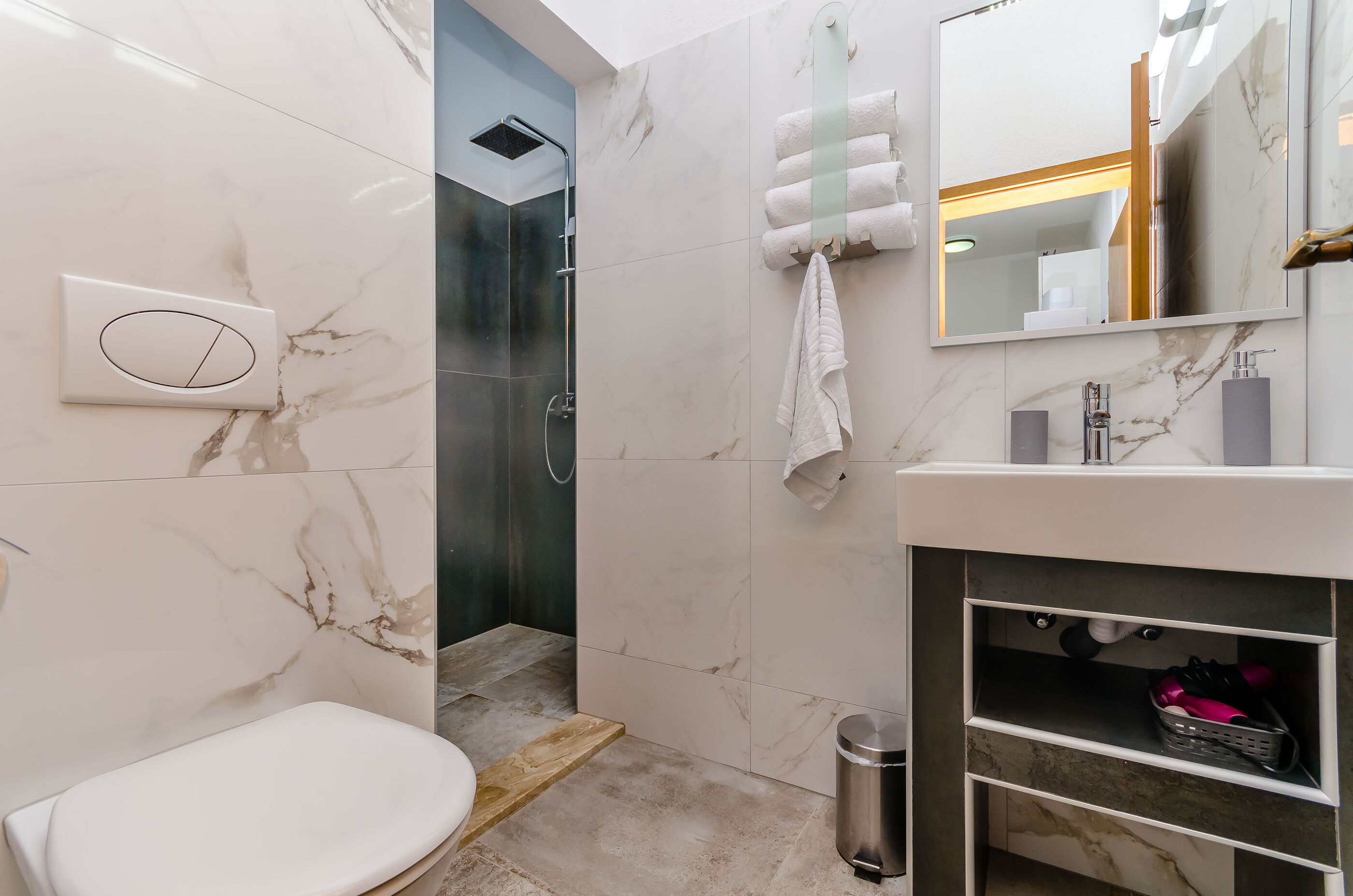 Apartments Marina 32571-A2