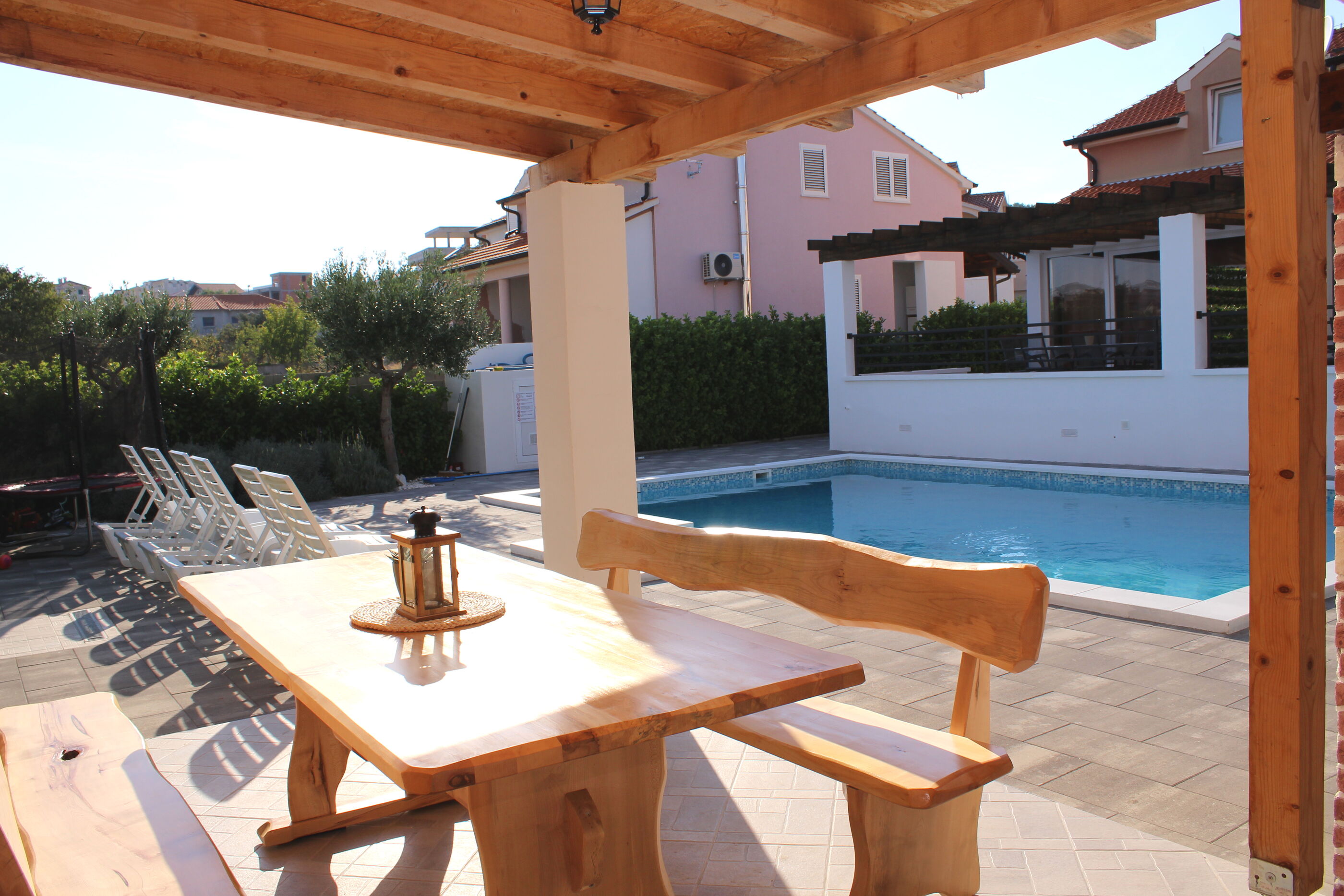 Apartments Luka i Toni 82281-A1