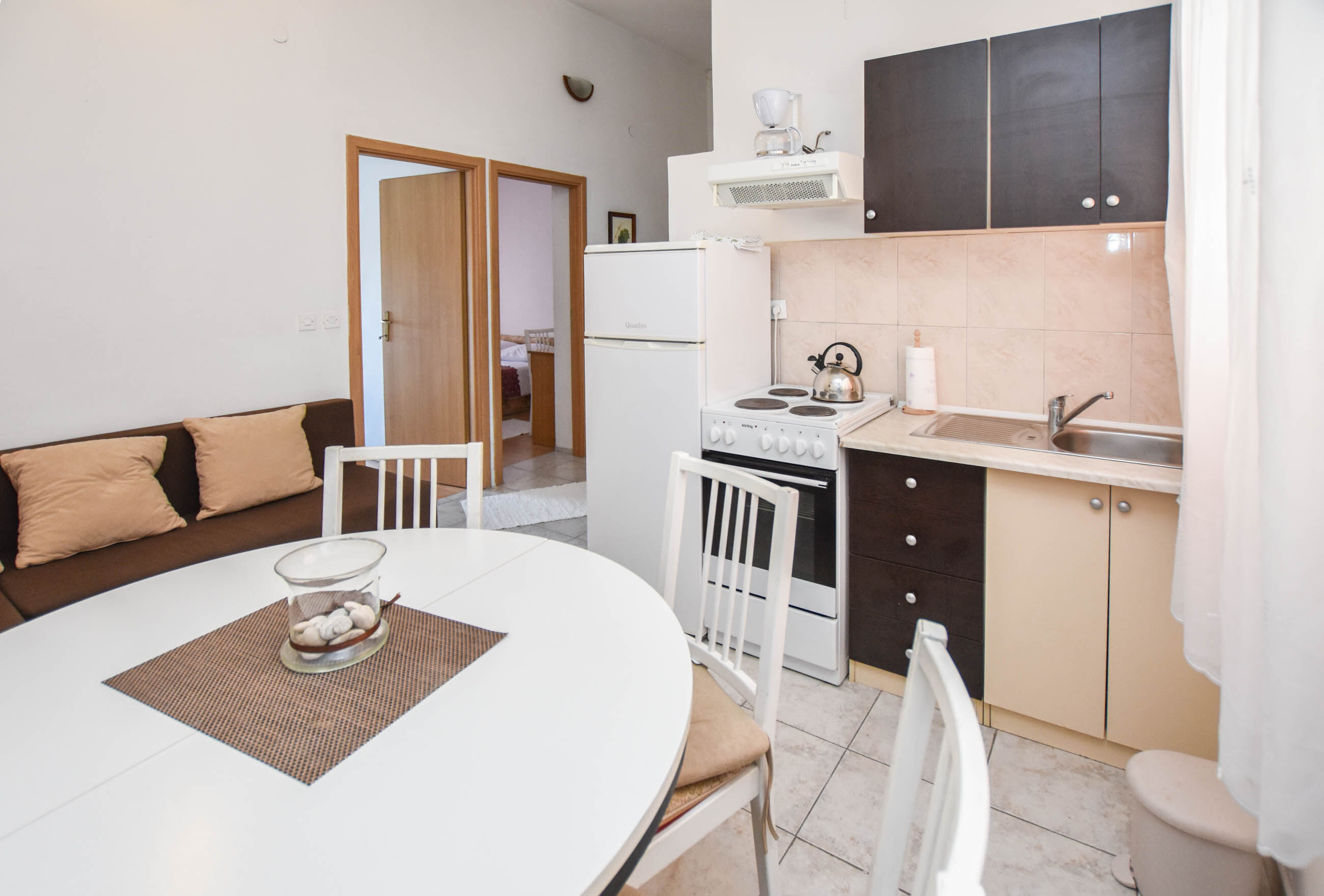 Apartments Grapevines 14656-A2