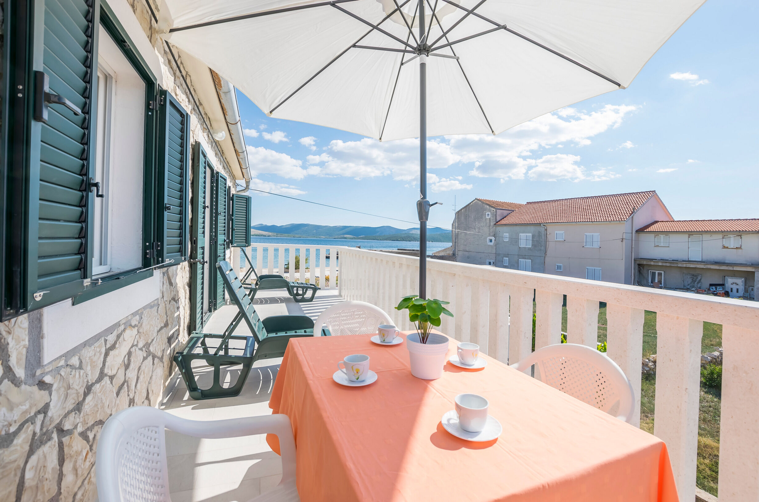 Apartment Island Sun Terrace 82881-A1