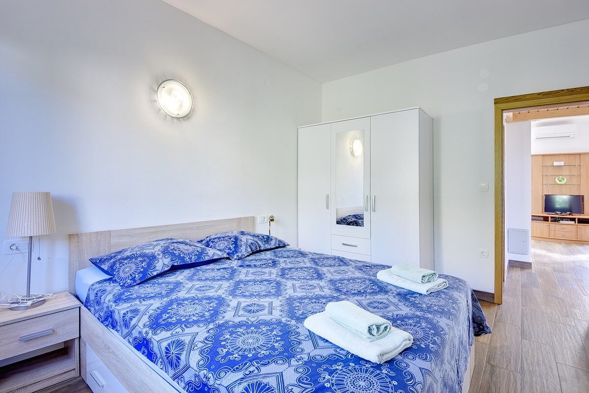 House Gorazd 74186-K1