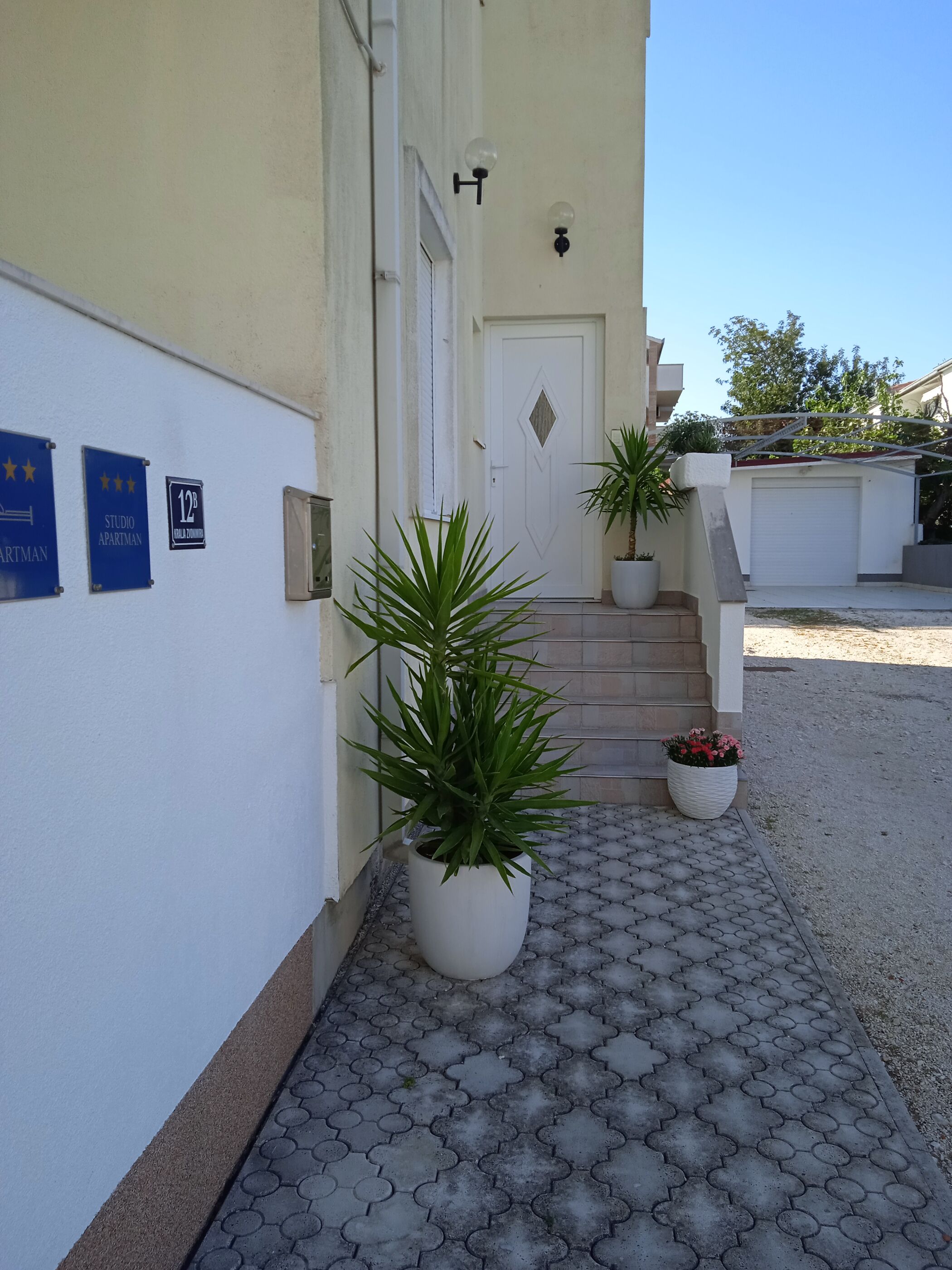 Apartments Blazenka 41931-A1