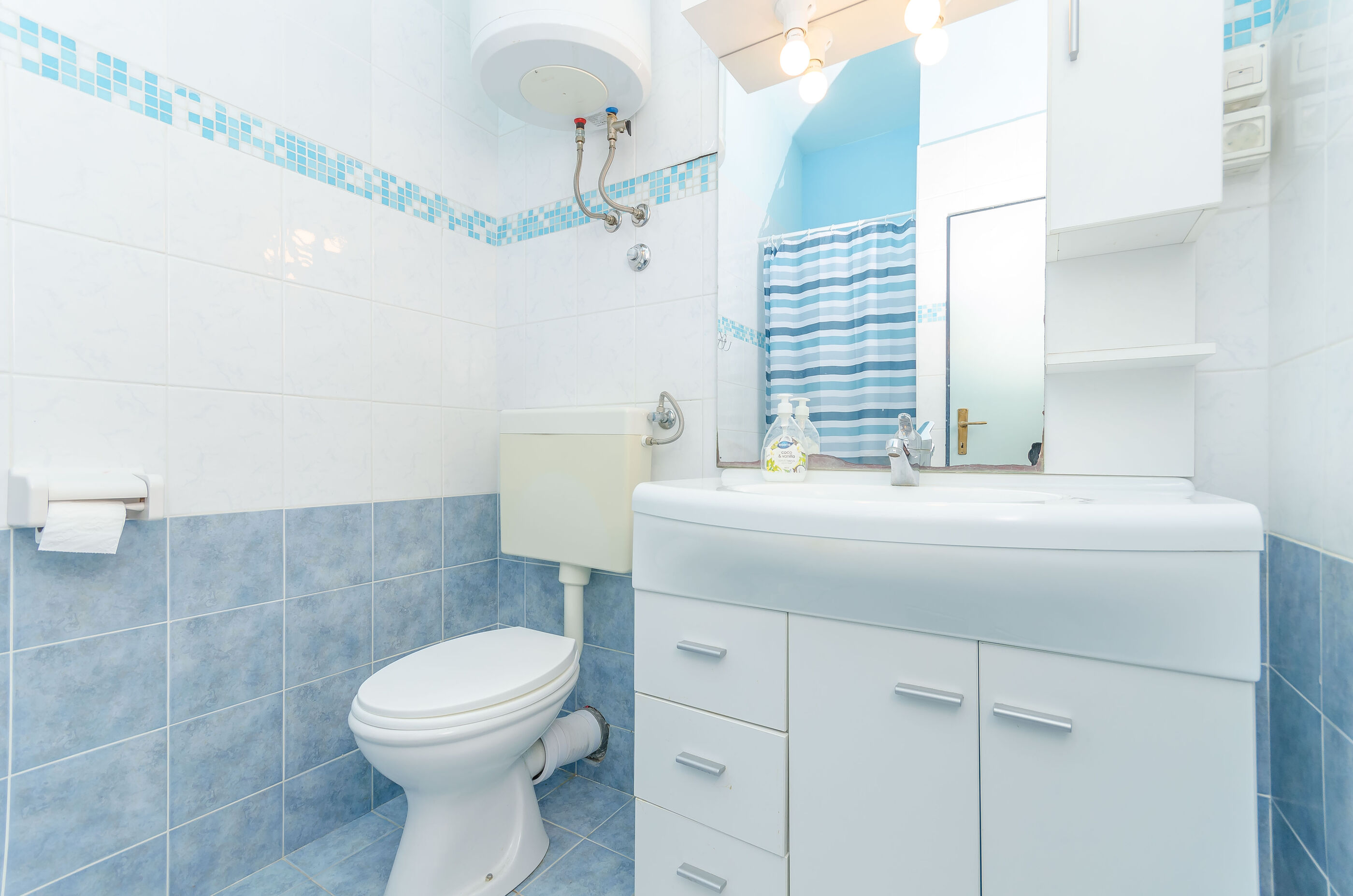 Apartments Zdenka 37651-A2