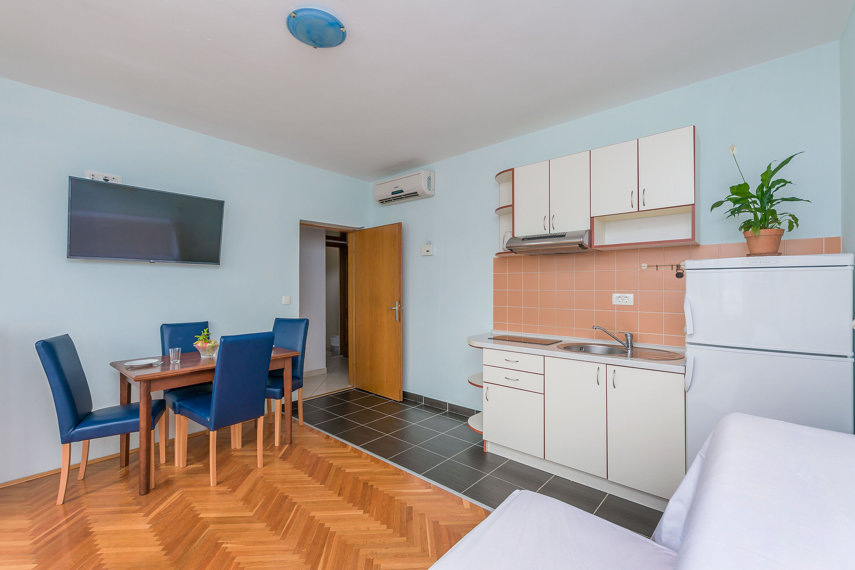 Apartments Marija 31711-A7