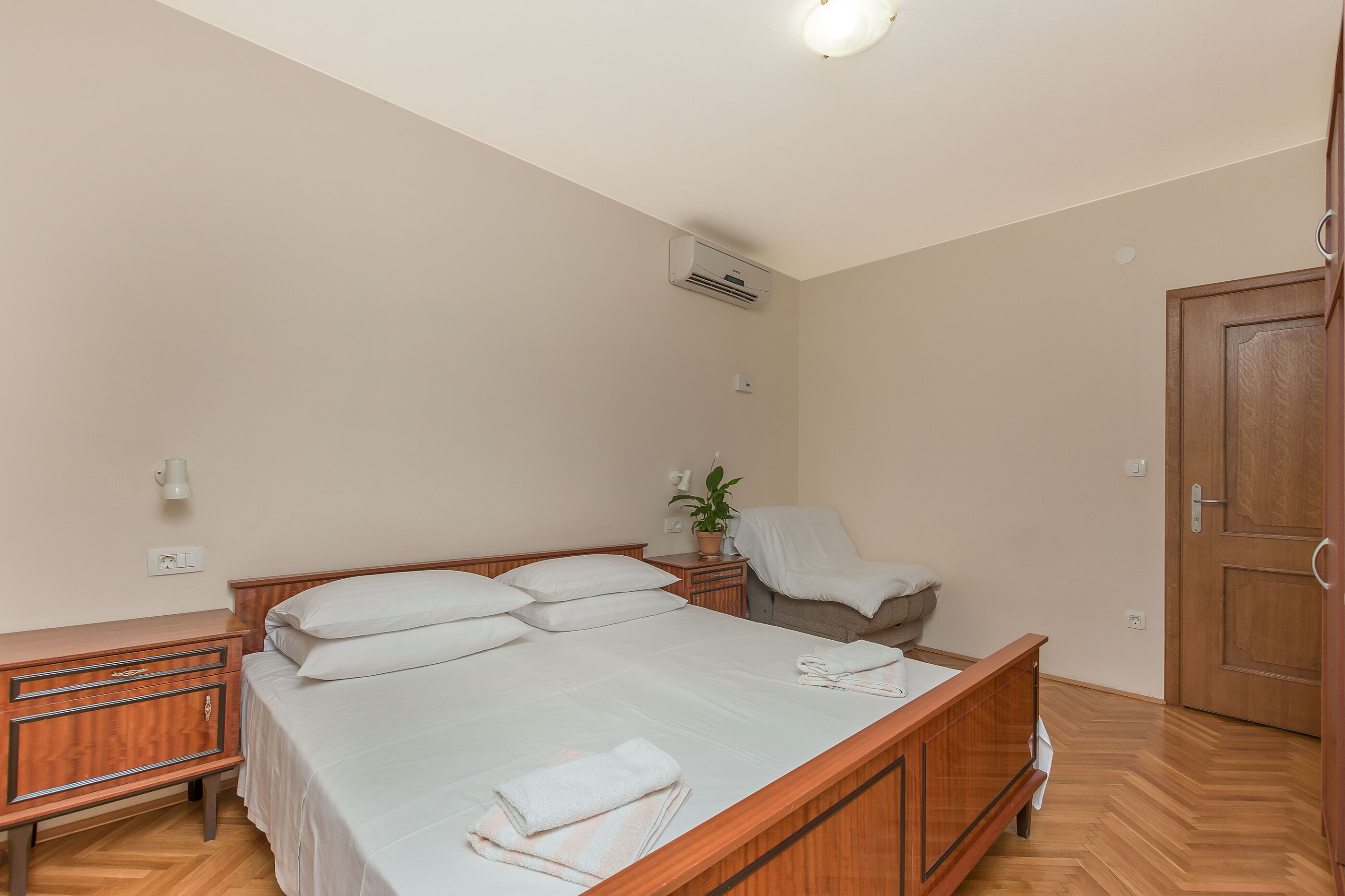 Apartments Marija 31711-A9