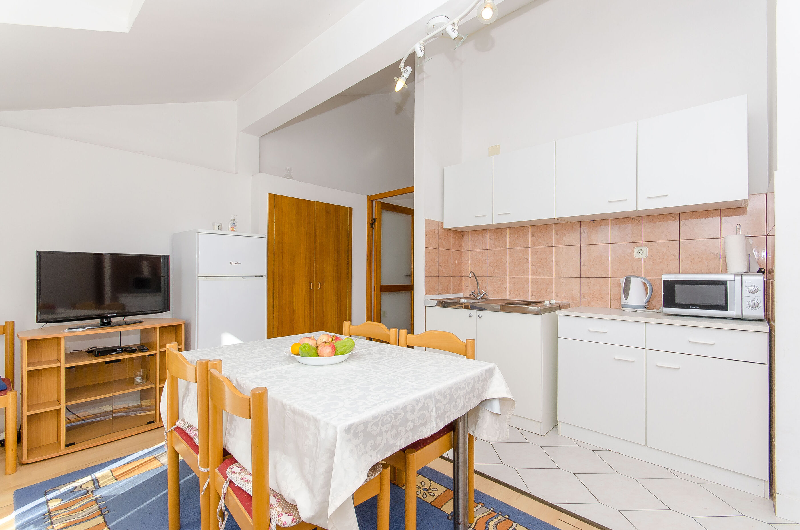 Apartments Zoran 82901-A1