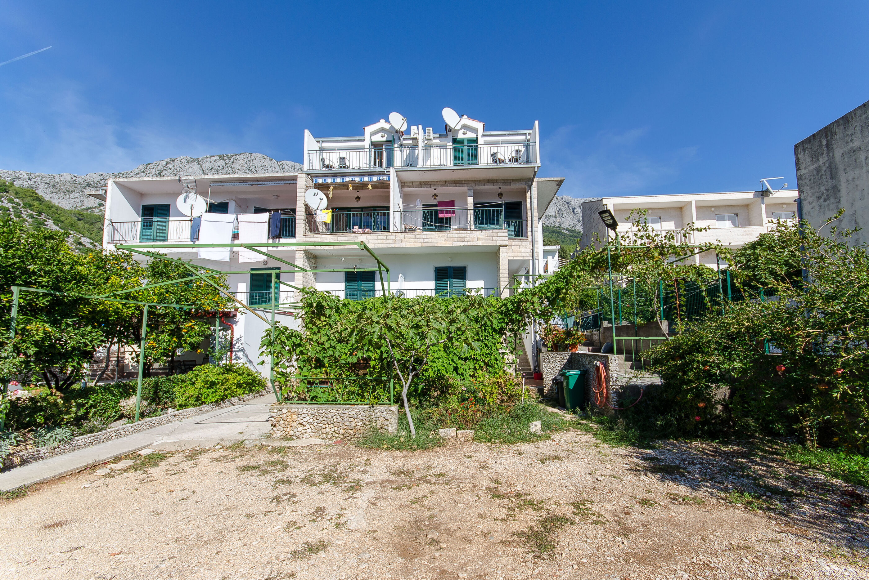 Apartments Zoran 82901-A2