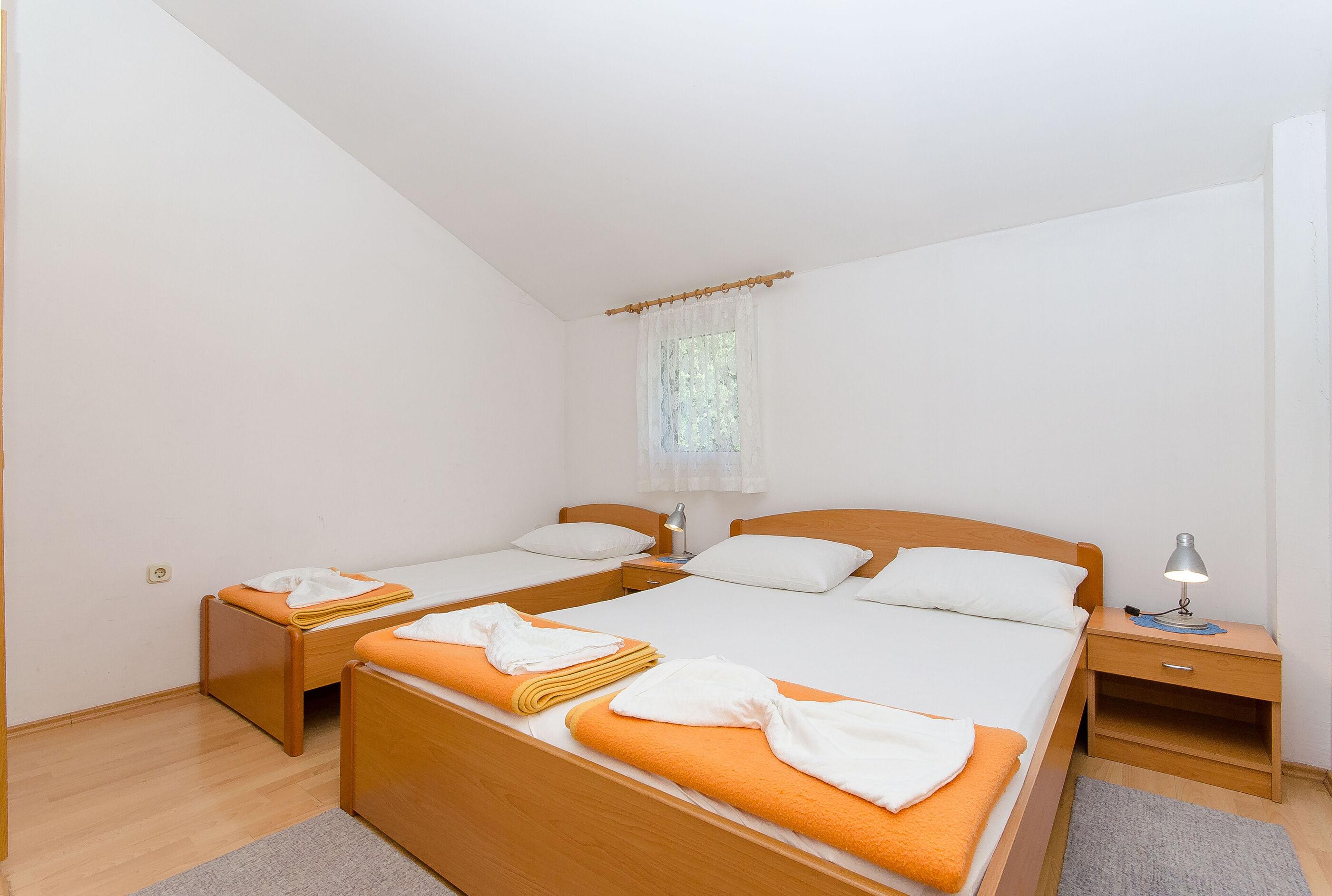 Apartments Zoran 82901-A2