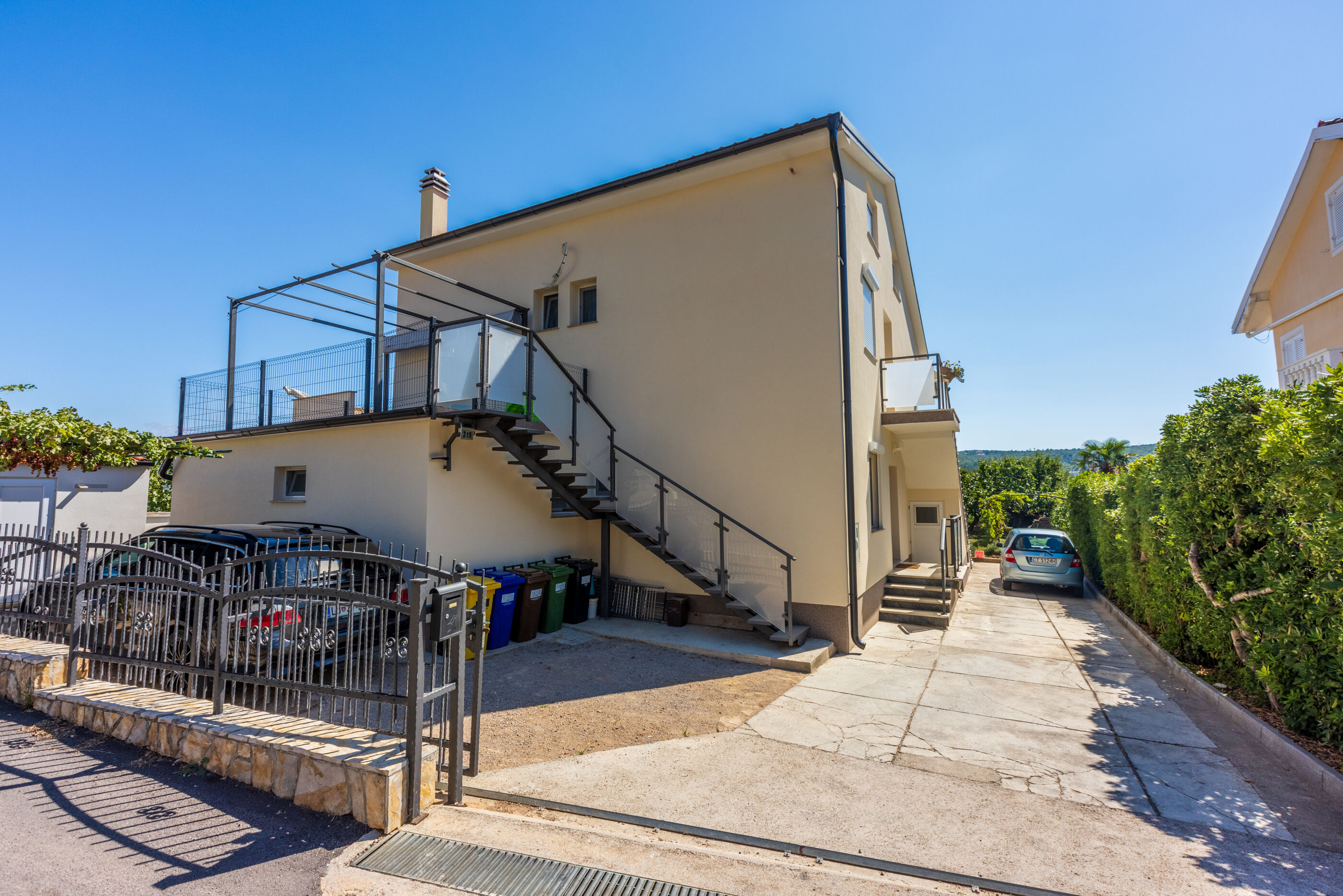 Apartments Star by the sea 83011-A1
