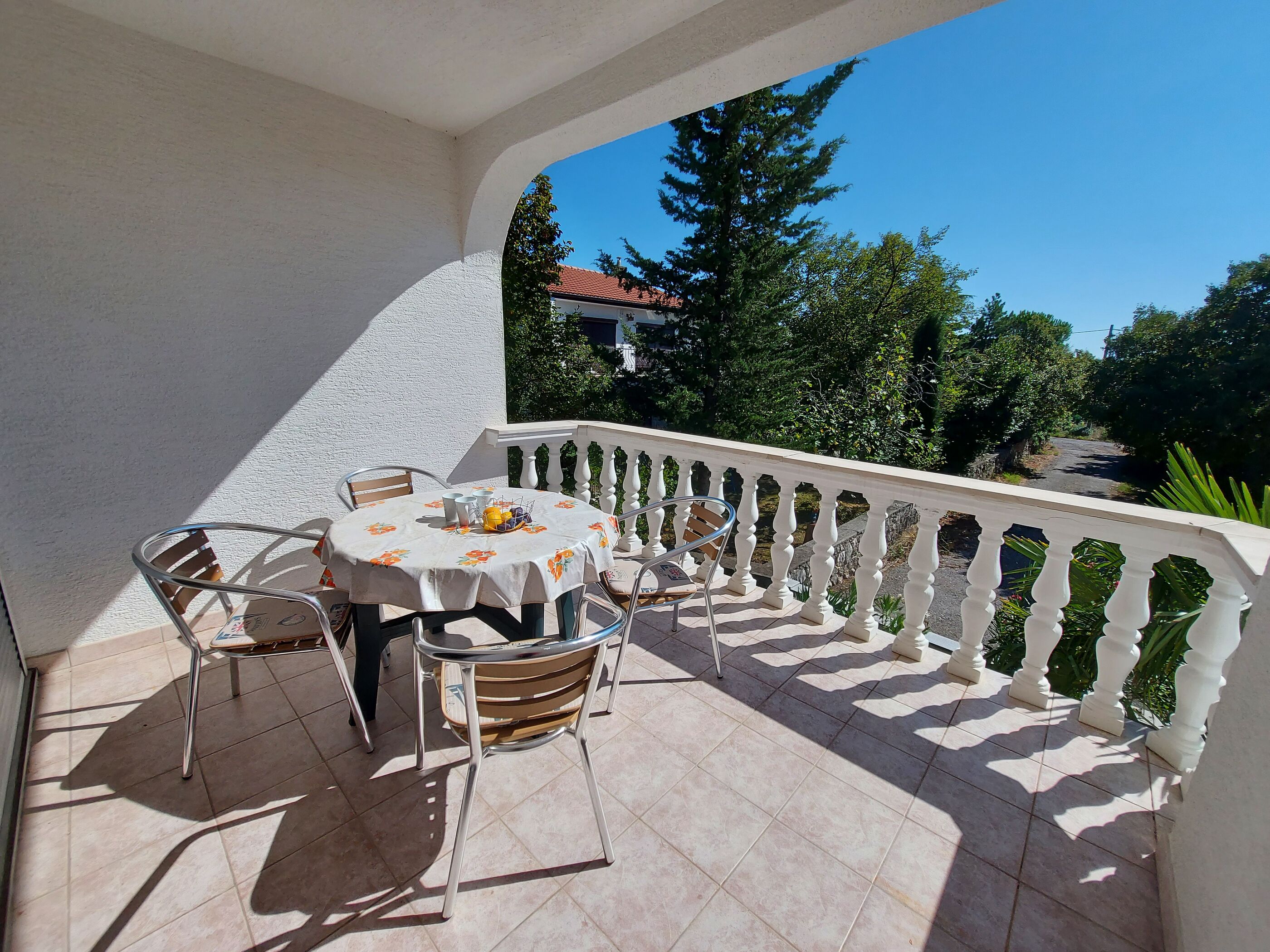 Apartments Franjo 80861-A1