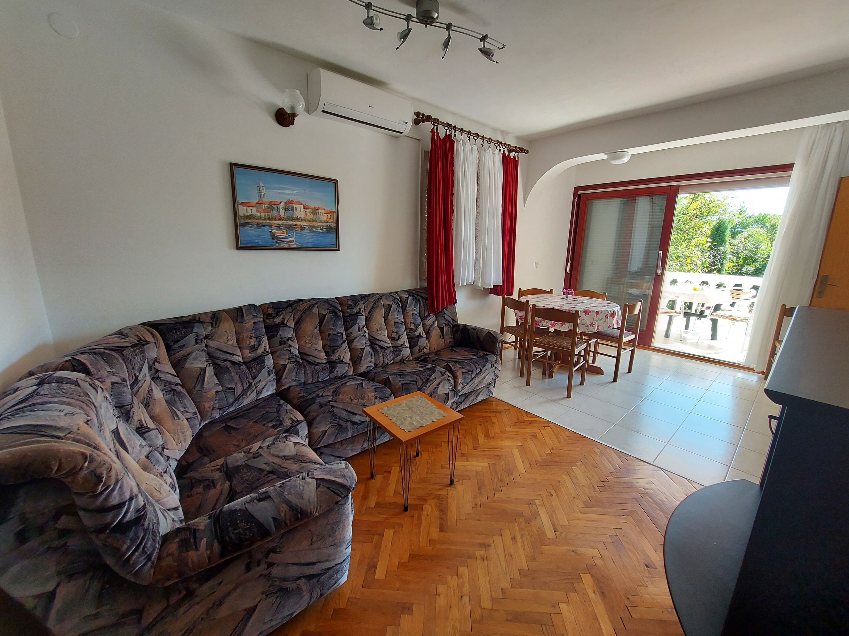 Apartments Franjo 80861-A1