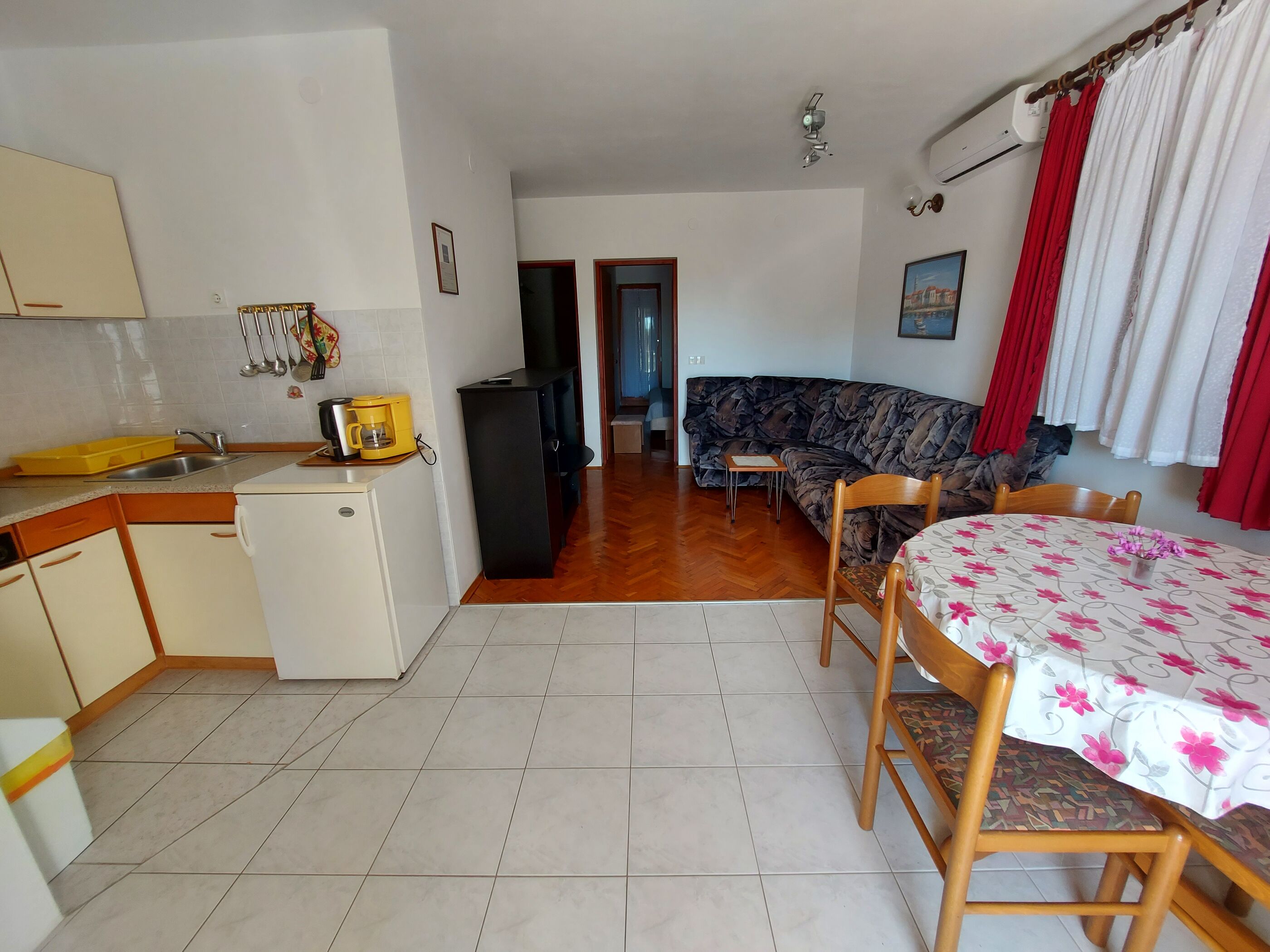 Apartments Franjo 80861-A1