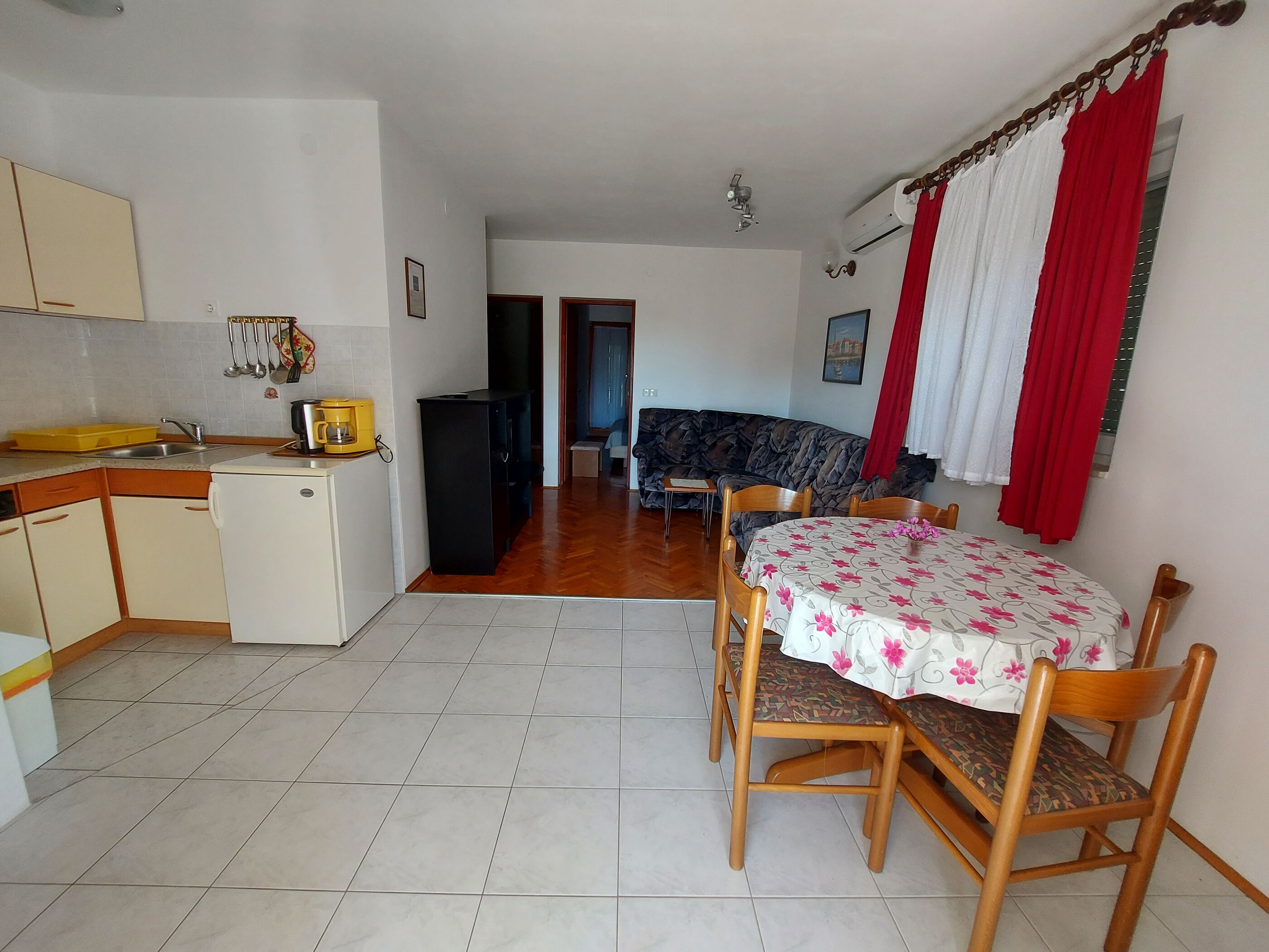 Apartments Franjo 80861-A2