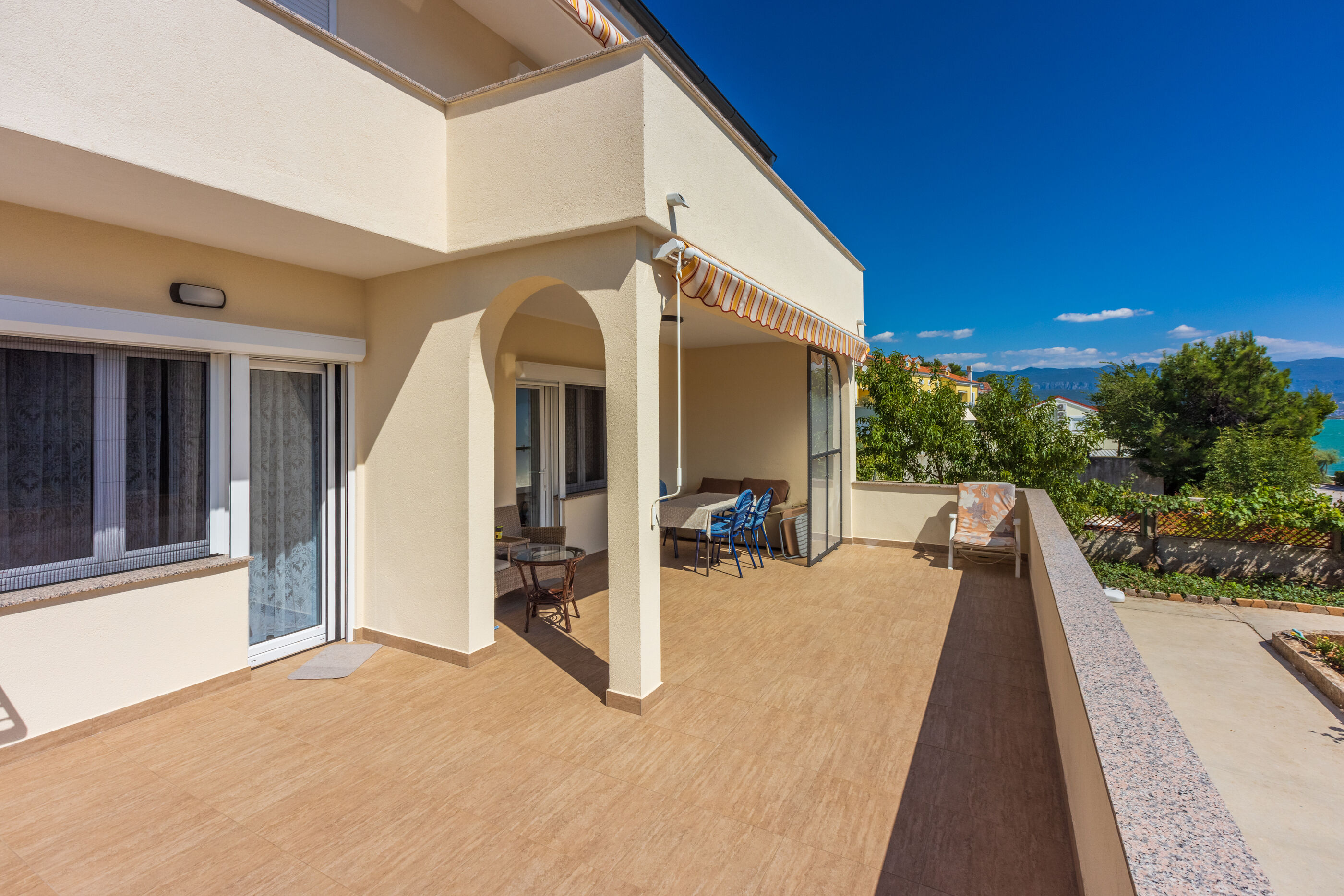 Apartments Star by the sea 83011-A1