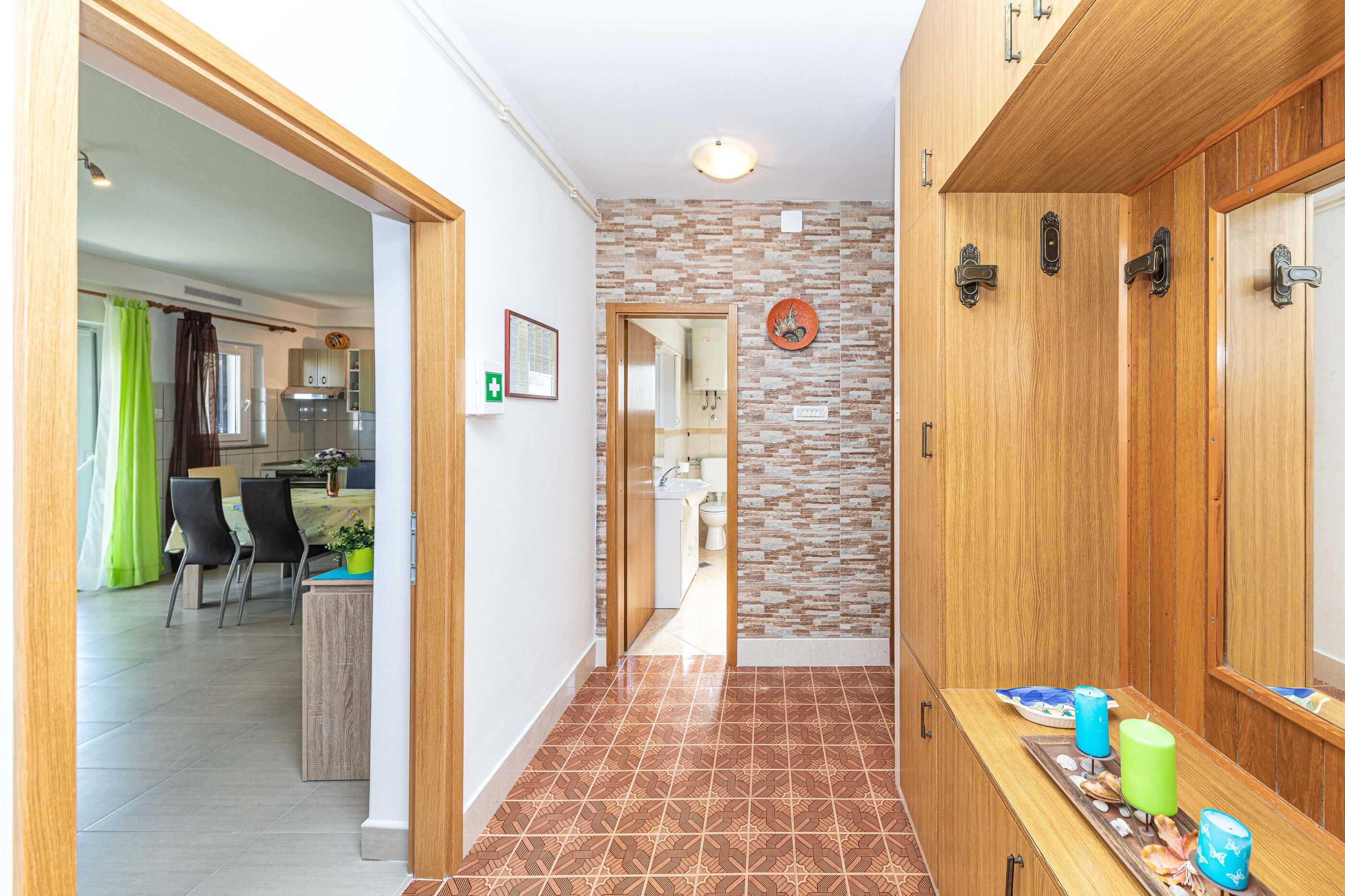 Apartment 3M 47211-A1