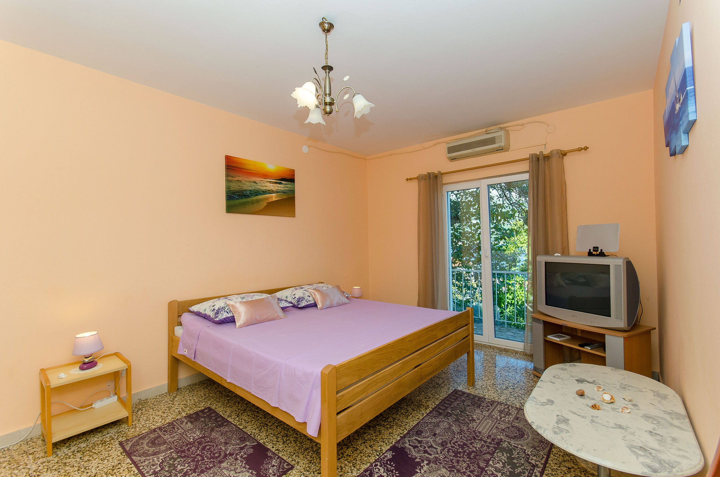 Apartment Town View 24731-A1