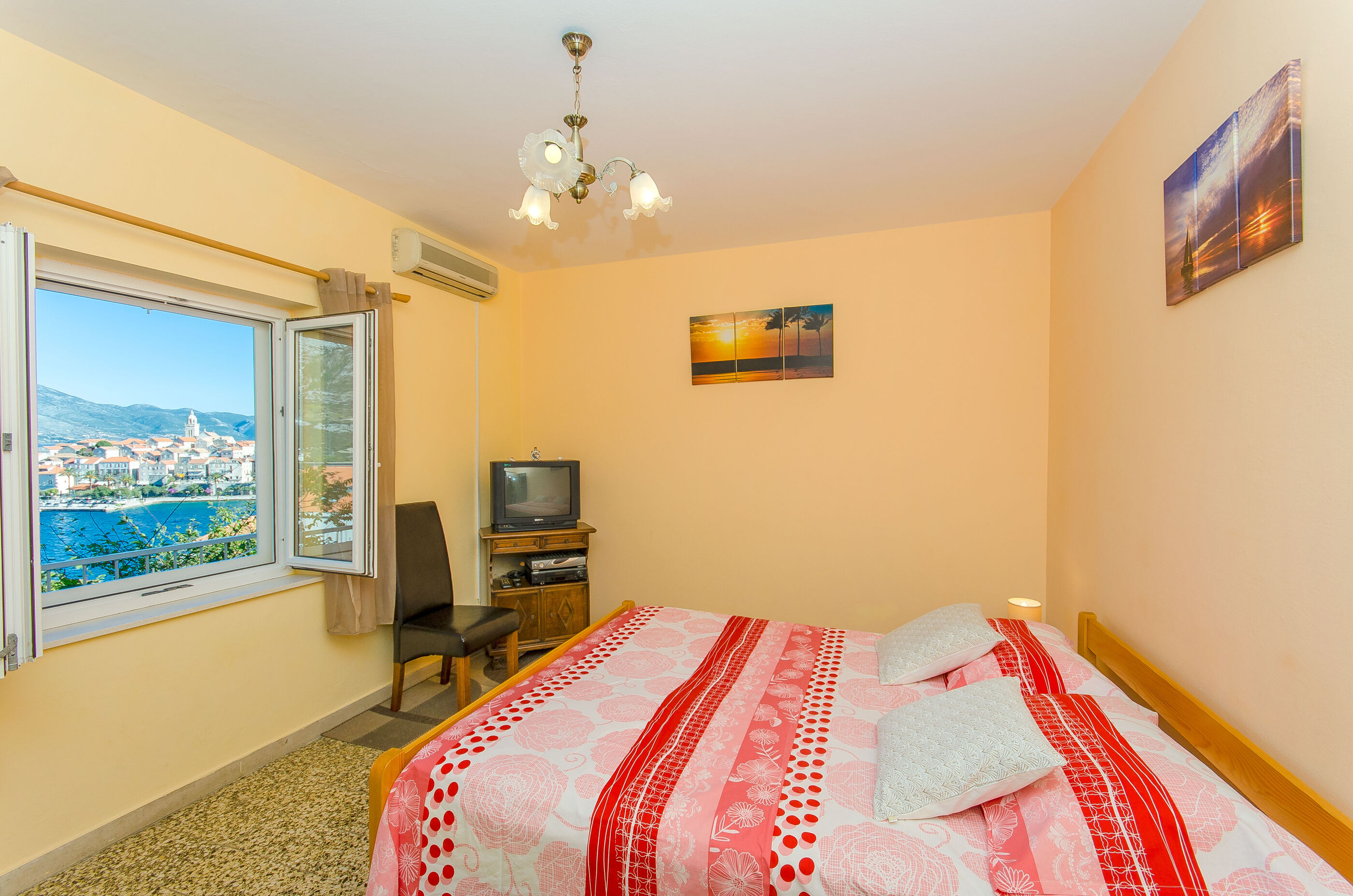 Apartment Town View 24731-A1