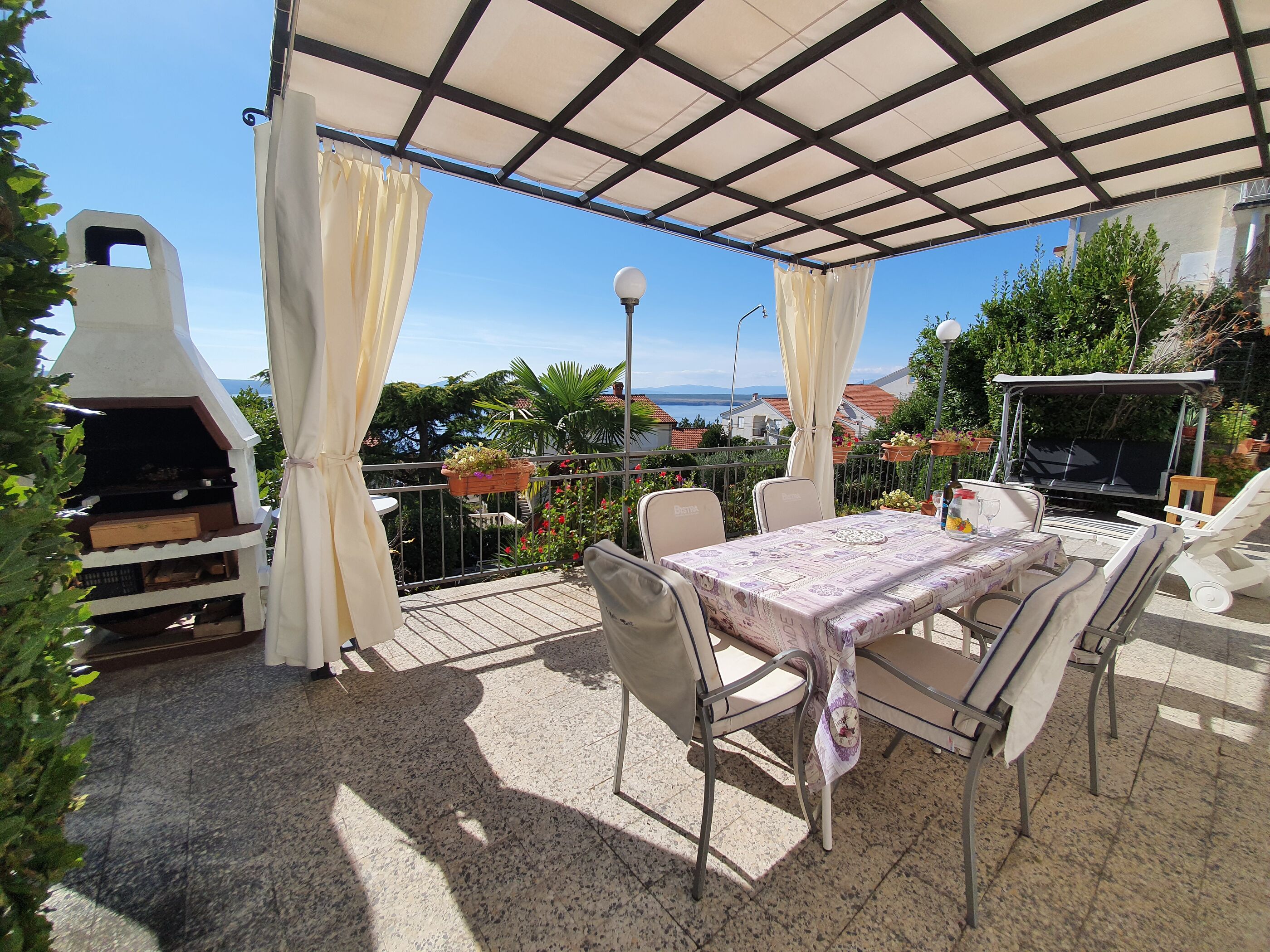 Apartments Badnje 62436-A2