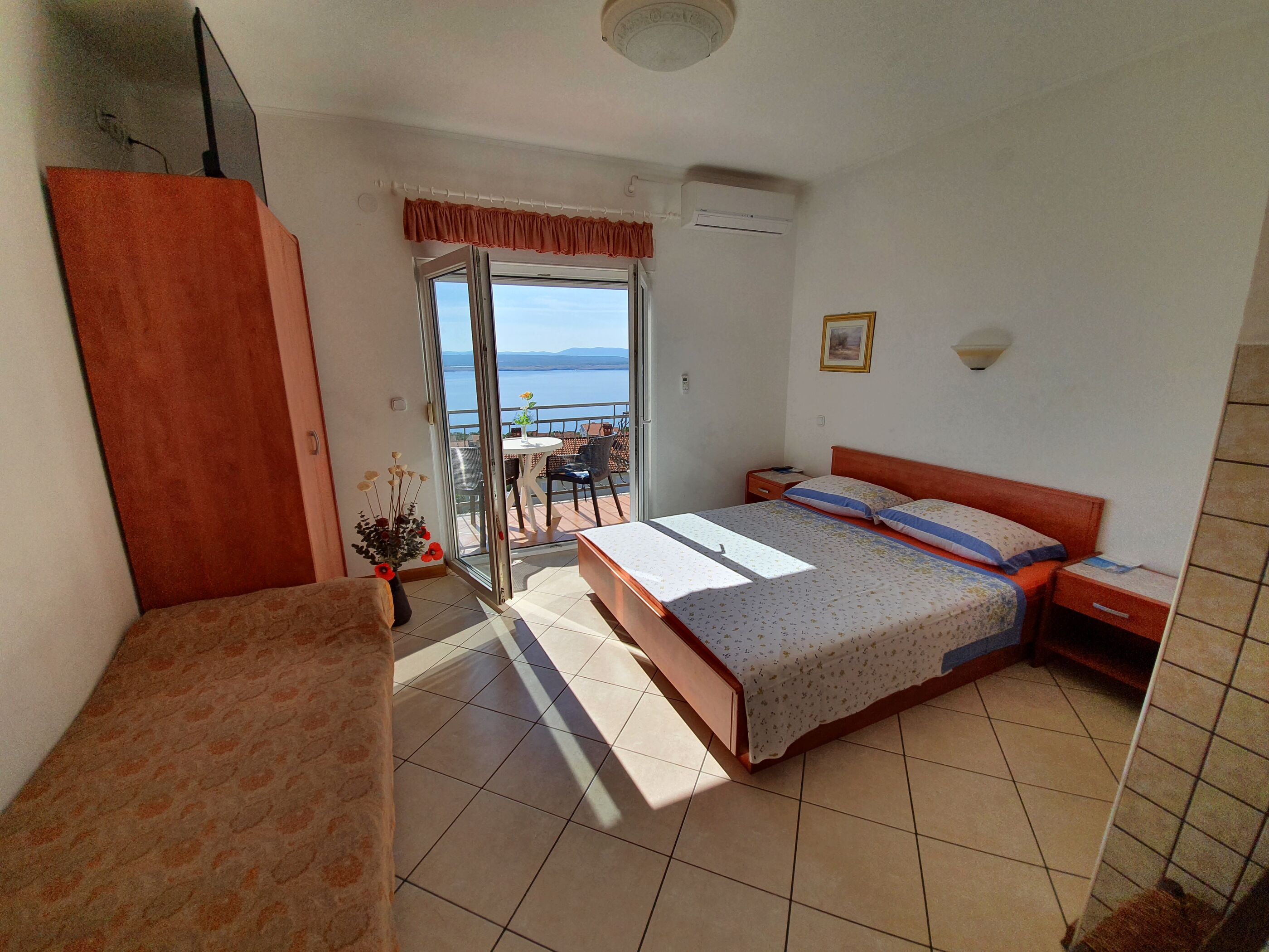 Apartments Badnje 62436-A1