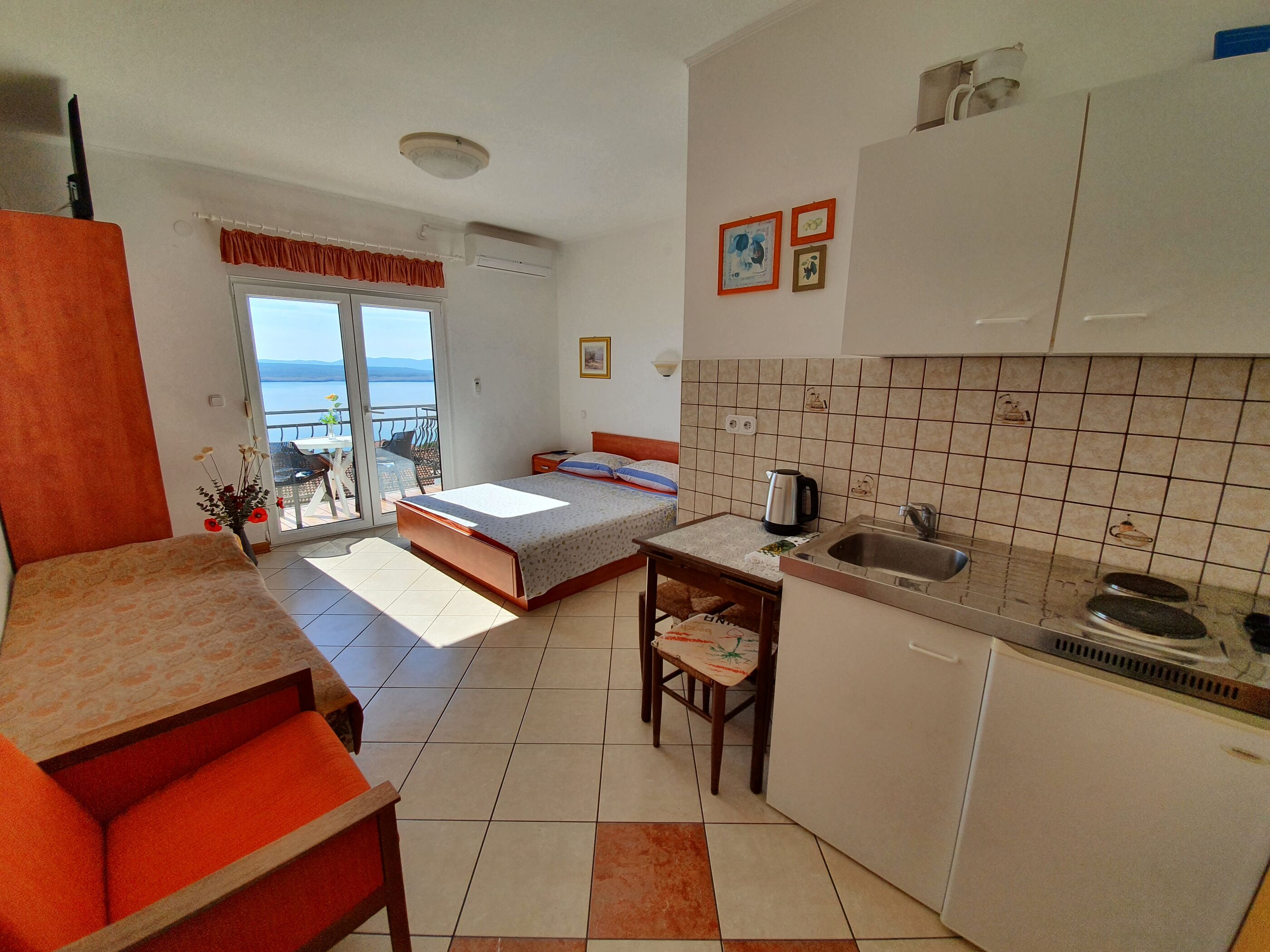 Apartments Badnje 62436-A1