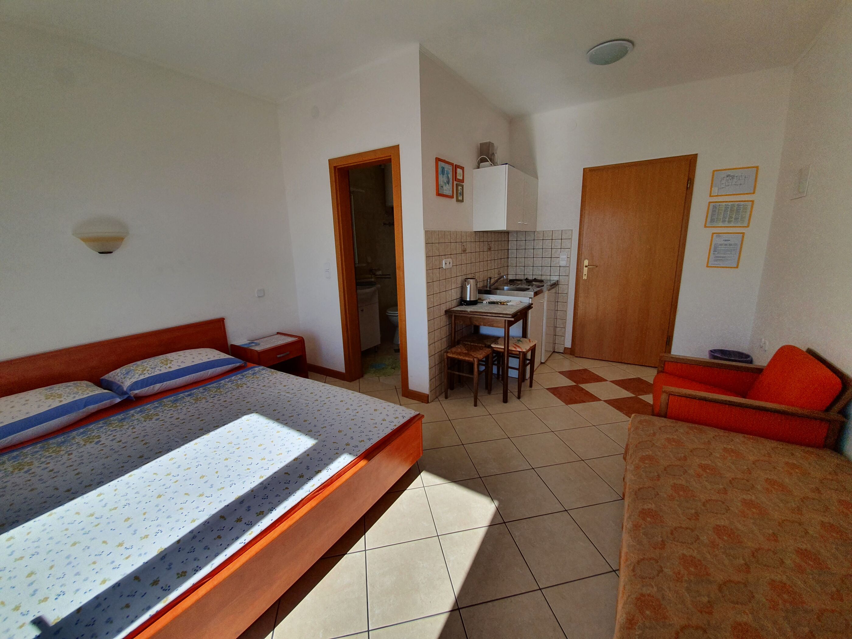 Apartments Badnje 62436-A1