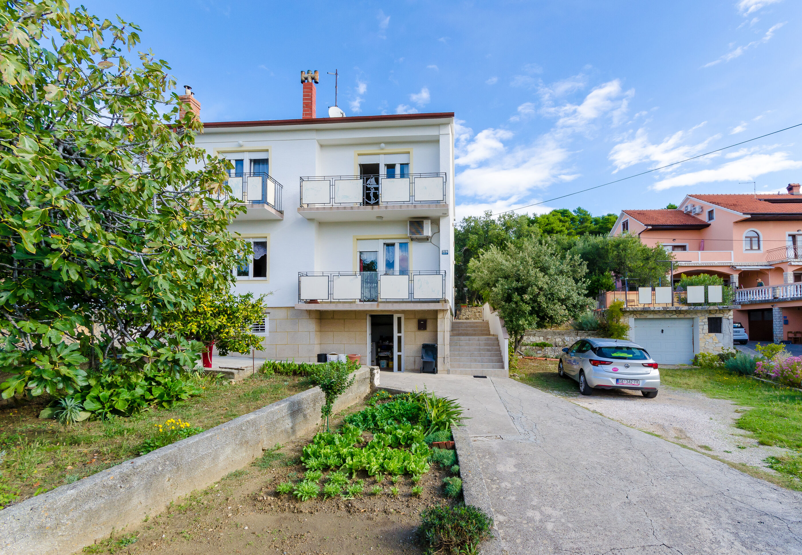 Apartment Ivanka 66801-A1