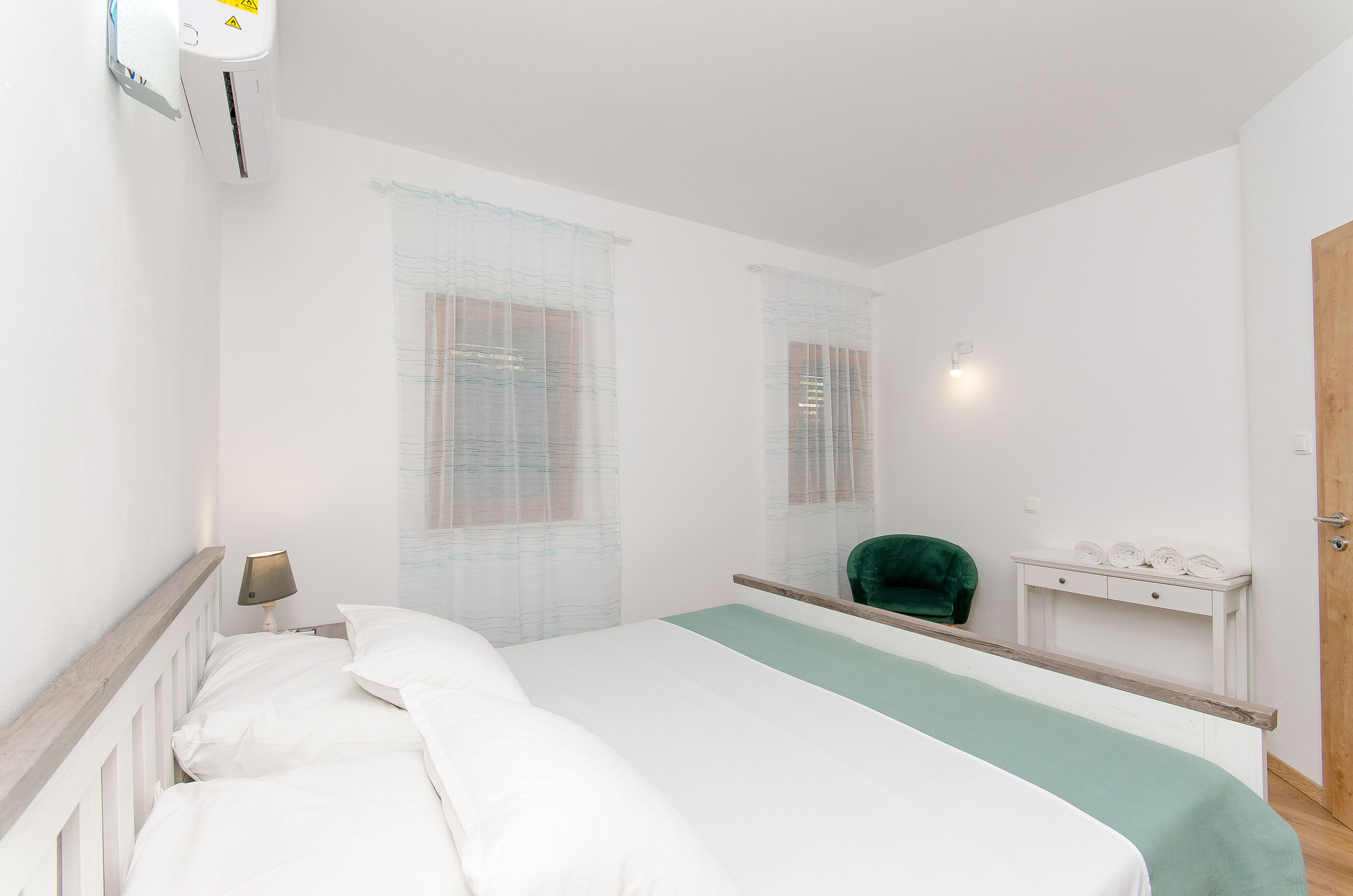 Apartments Koras 51533-A1