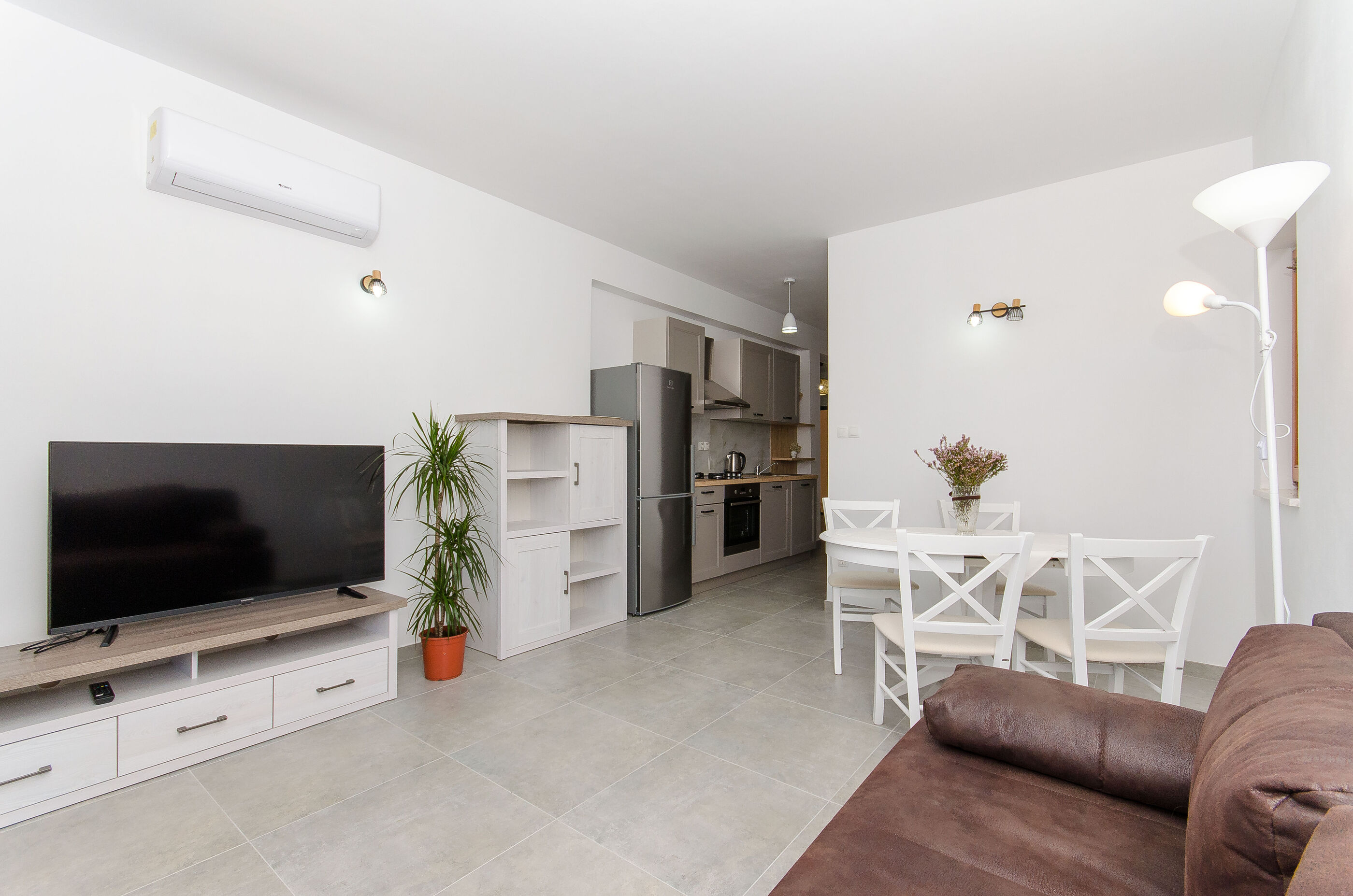 Apartments Koras 51533-A1
