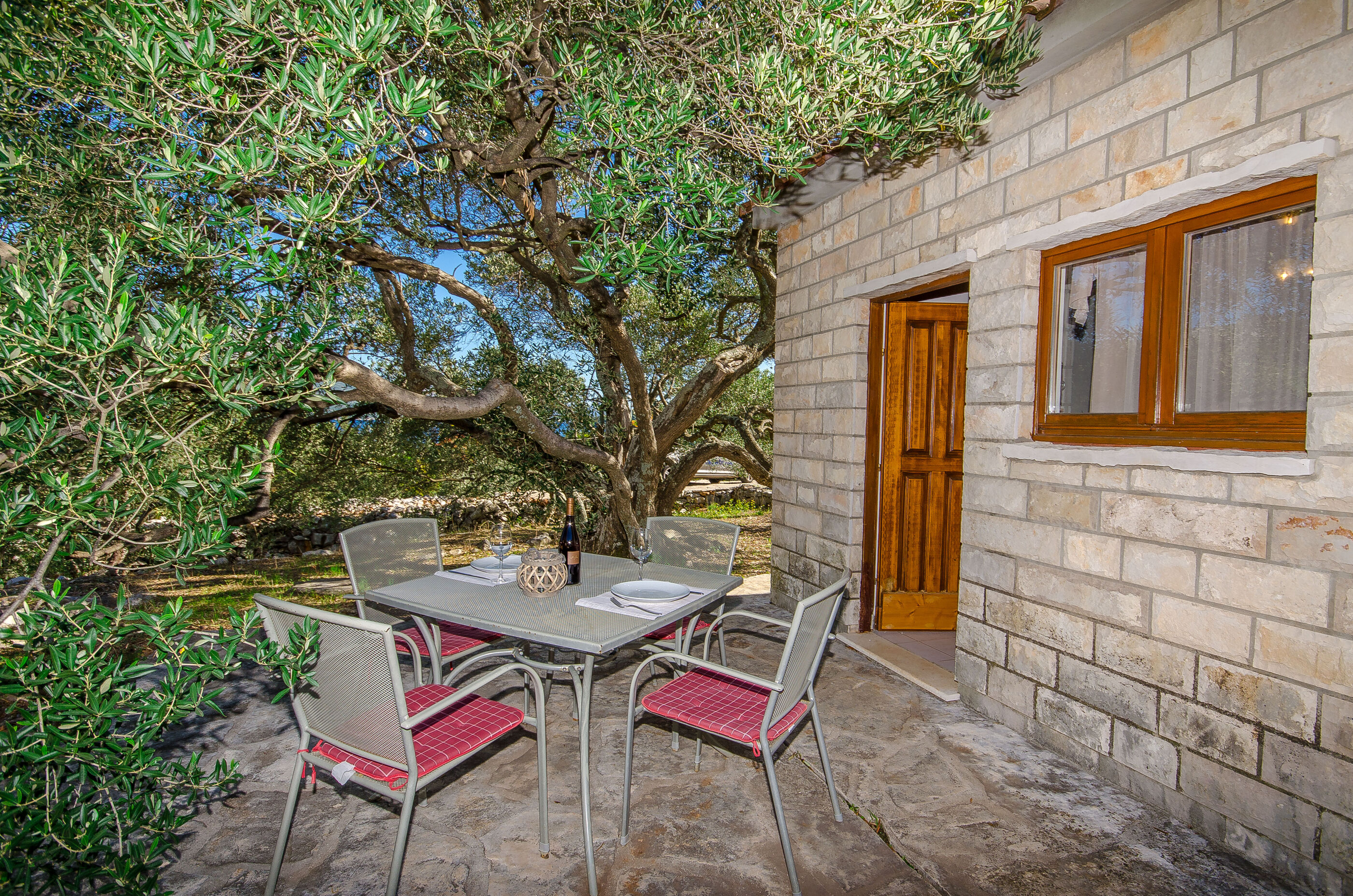 House Petar 51532-K1