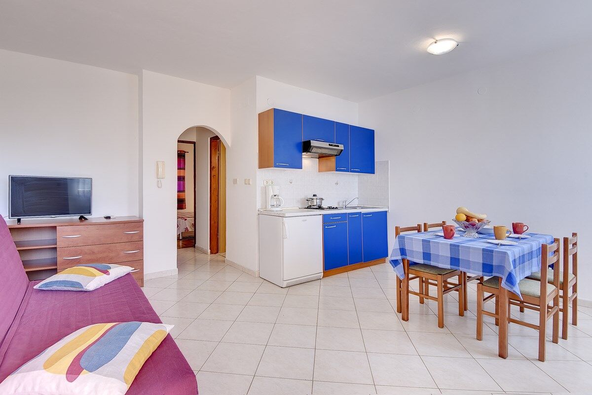 Apartments House Ulika 16031-A3