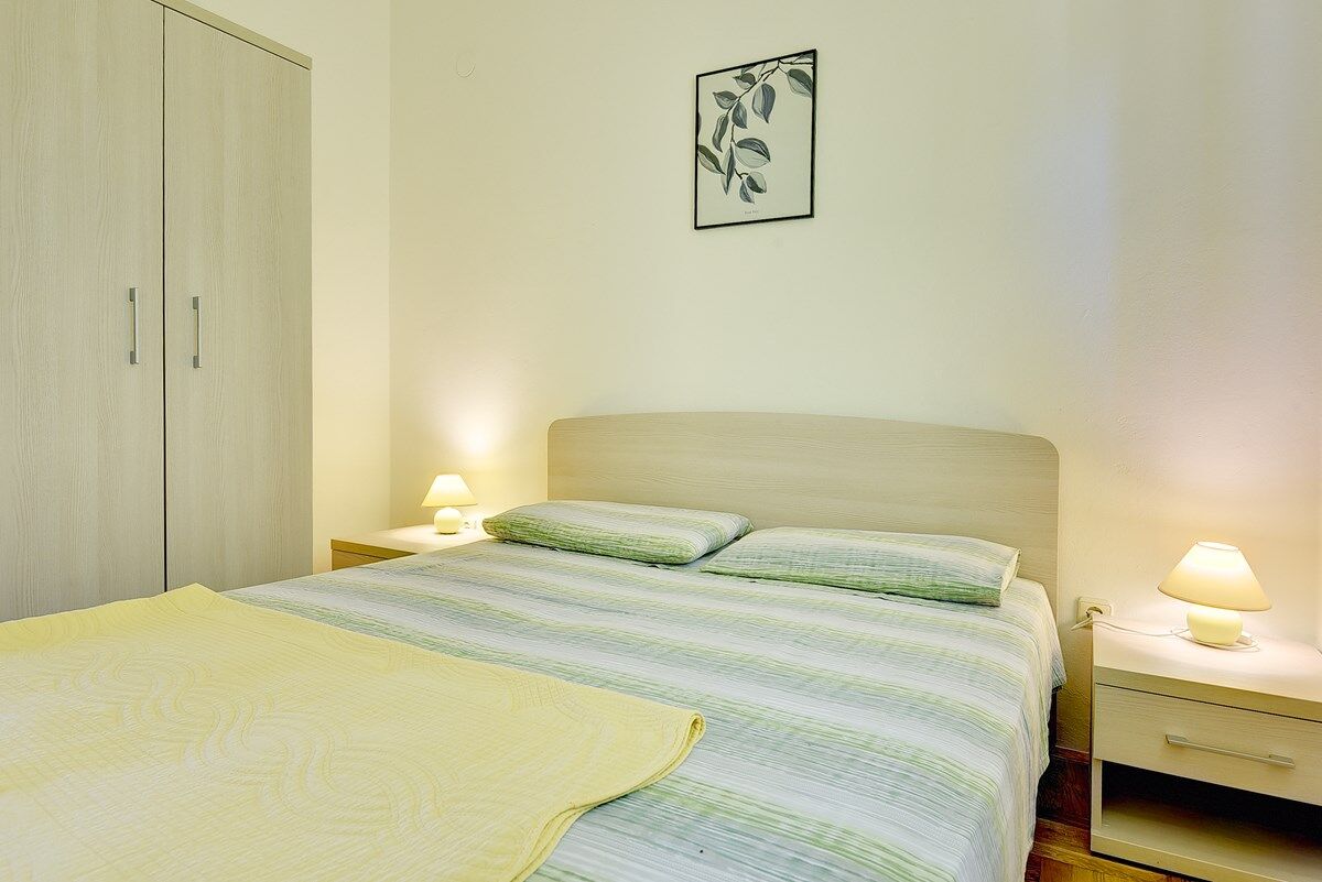 Apartments House Ulika 16031-A6