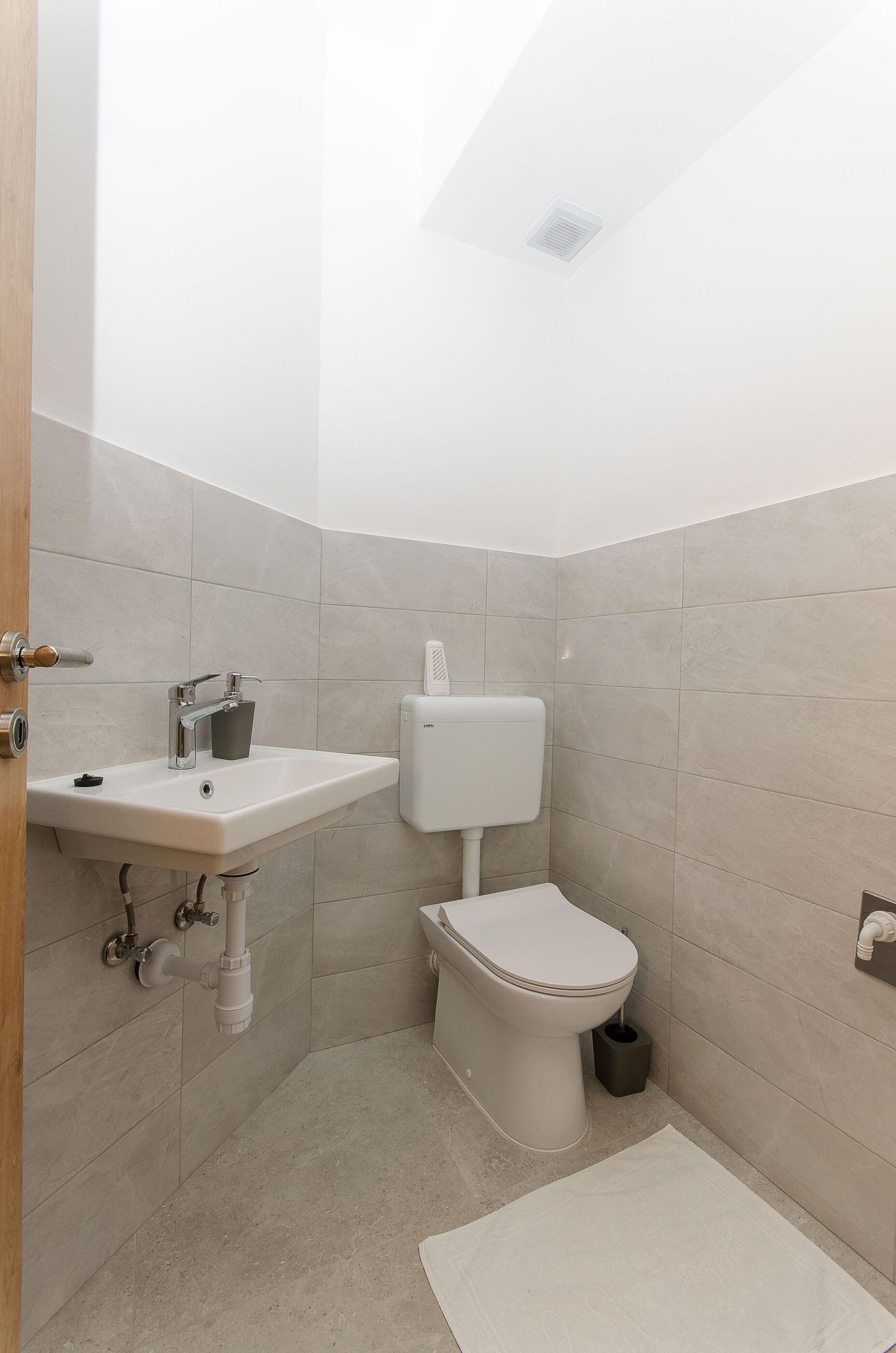Apartments Koras 51533-A2
