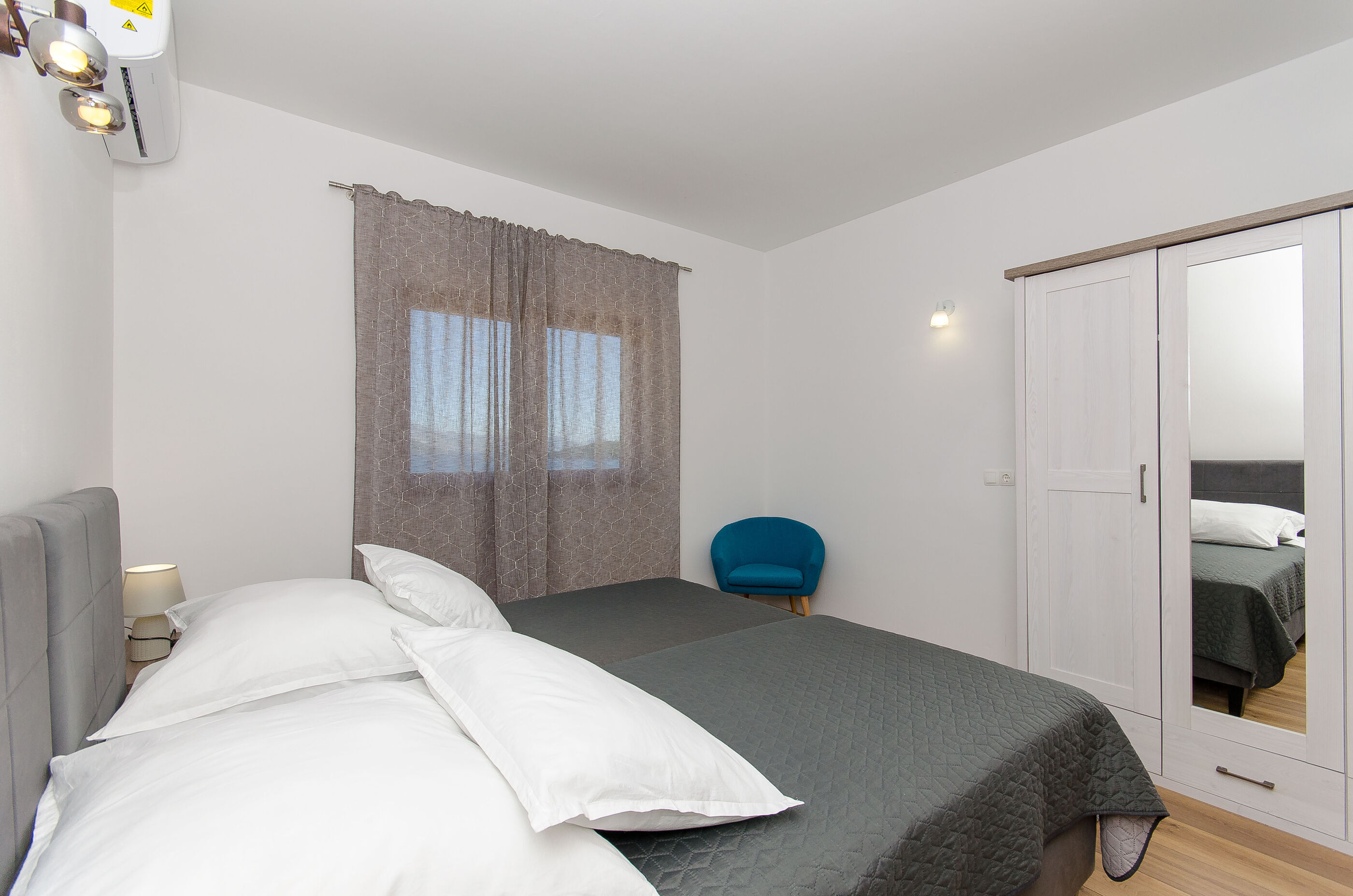 Apartments Koras 51533-A2