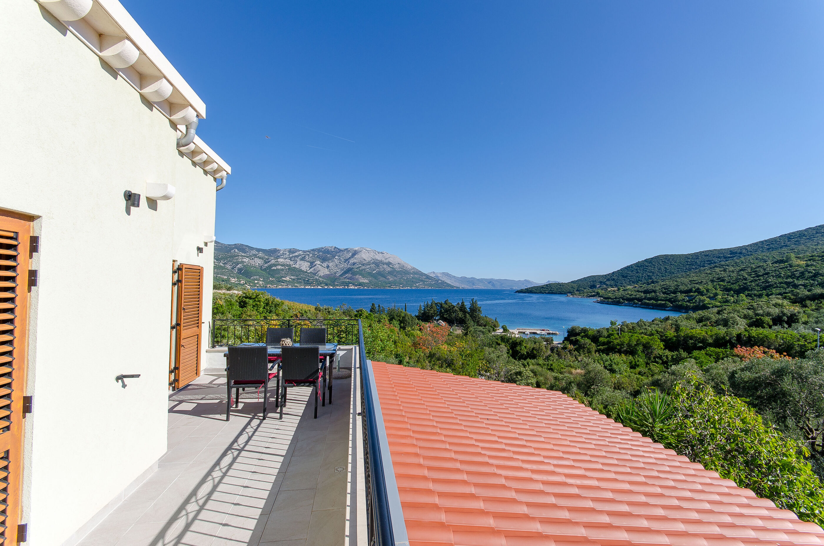 Apartments Koras 51533-A2