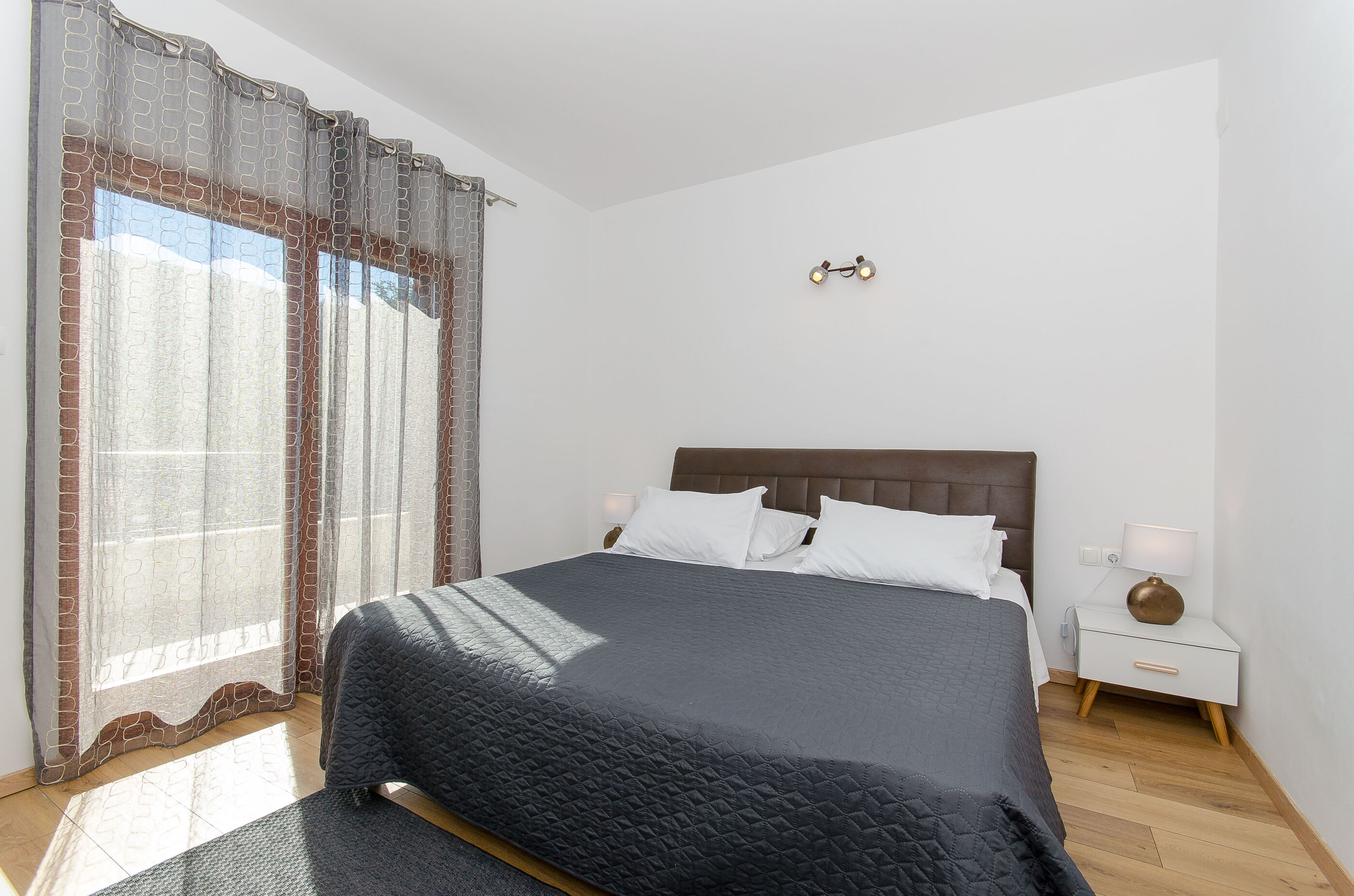 Apartments Koras 51533-A2