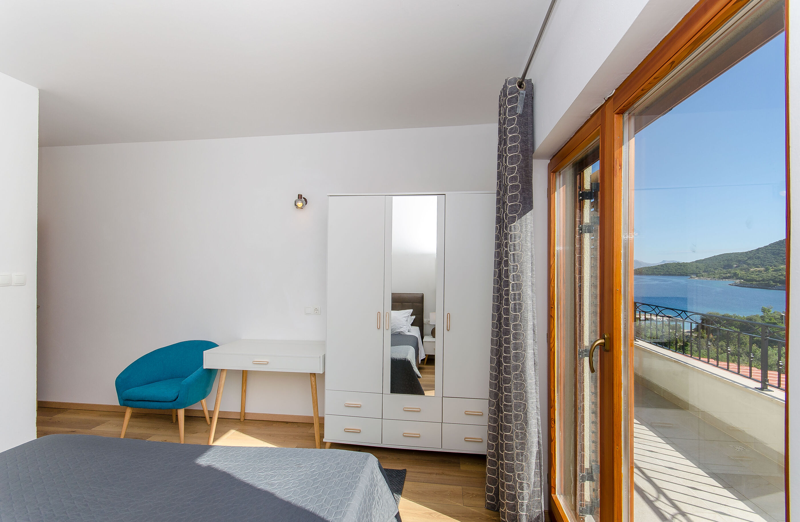Apartments Koras 51533-A2