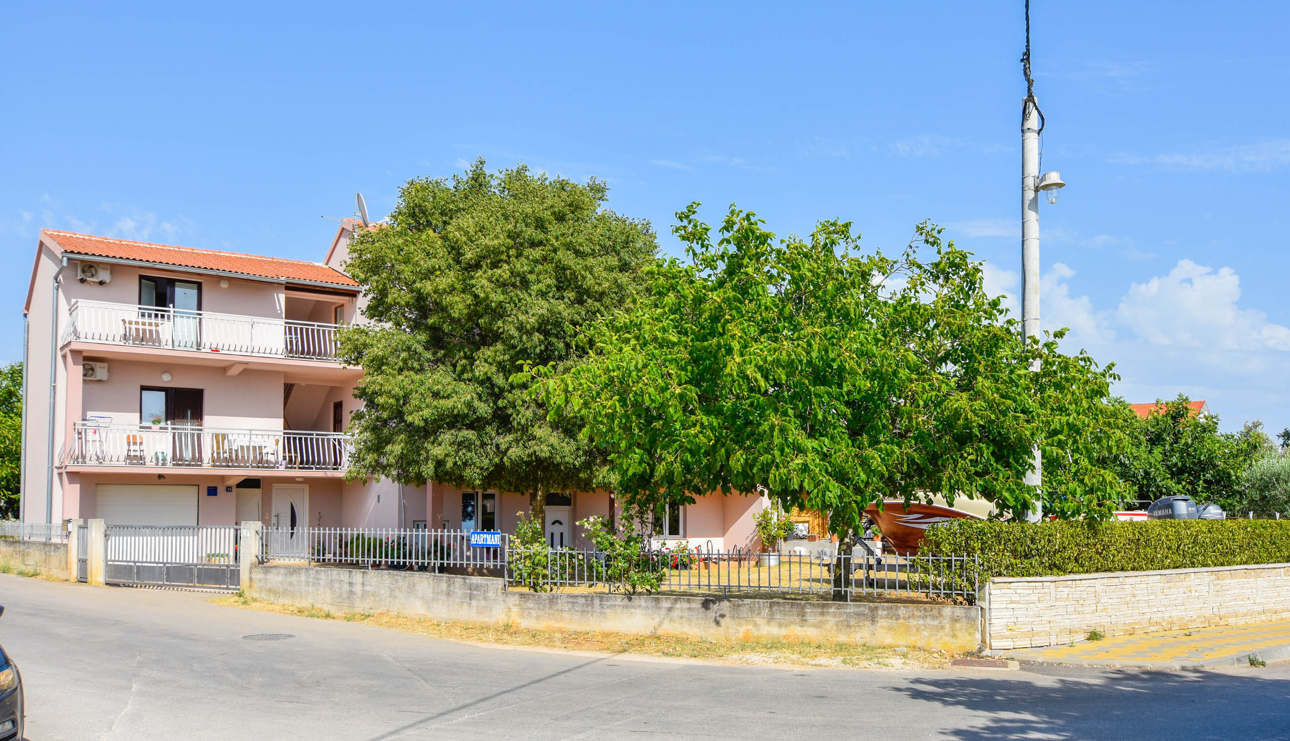 Apartments Božo 68871-A1
