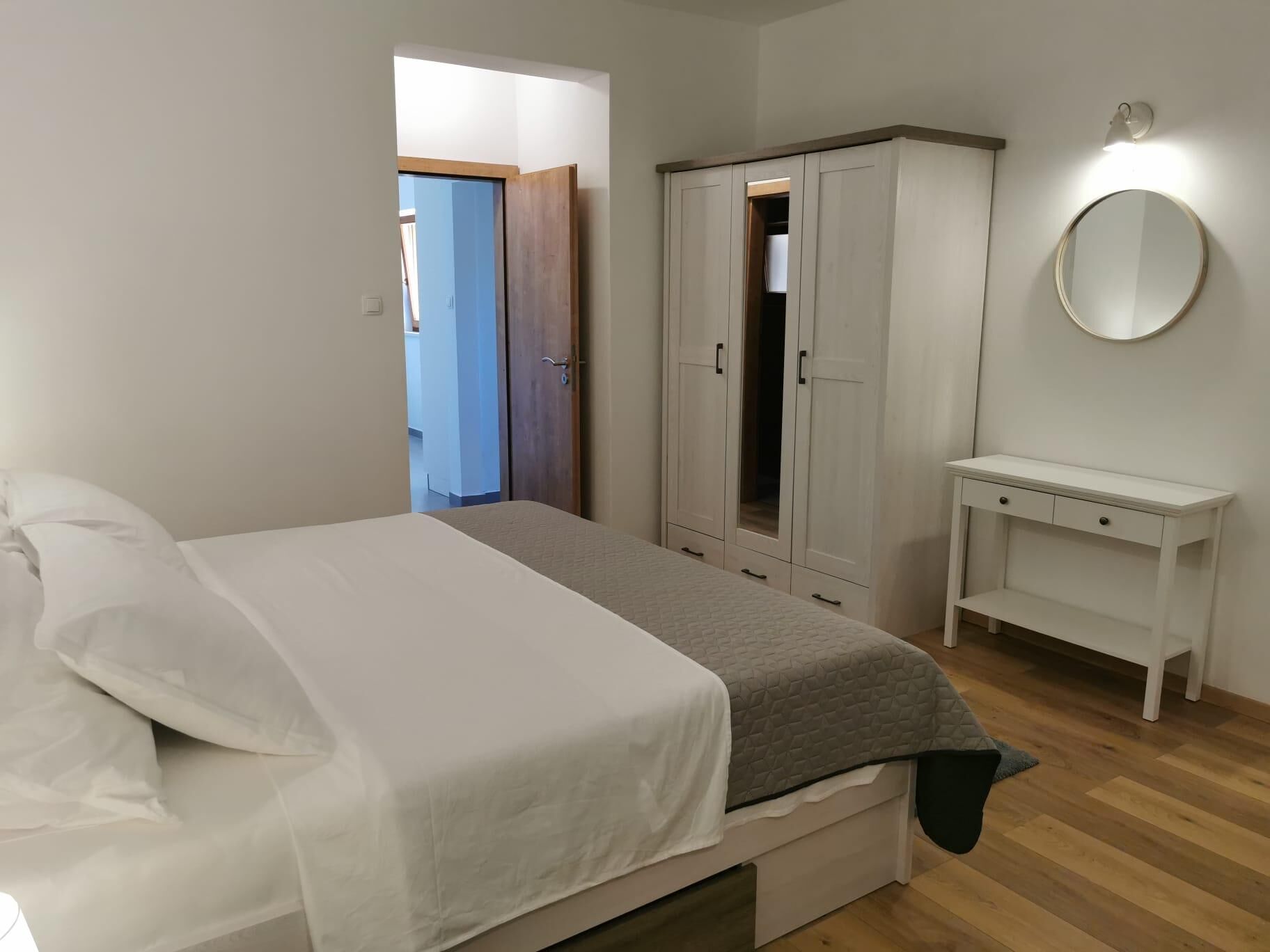 Apartments Koras 51533-A3