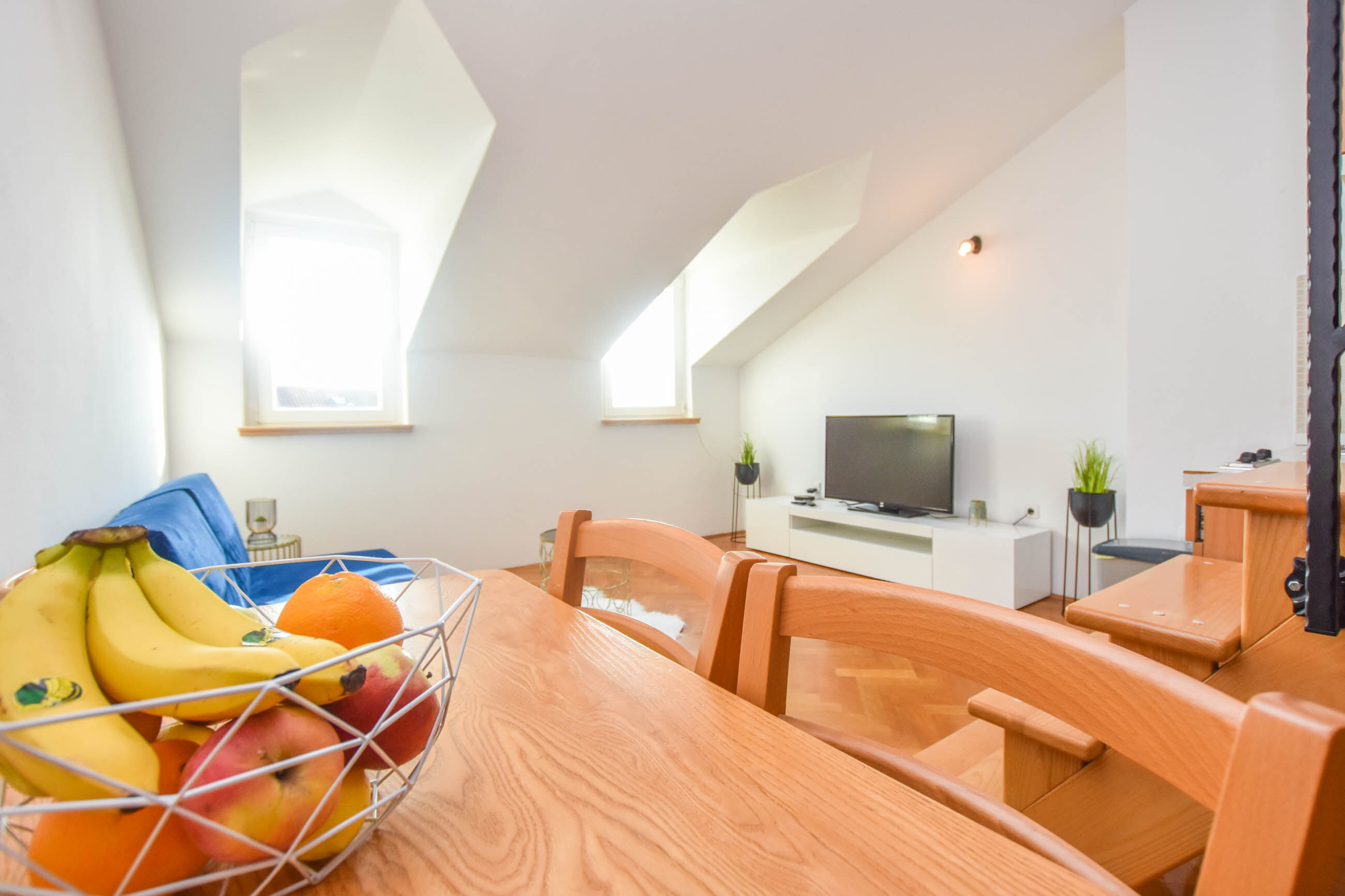 Apartment Emil 83001-A1