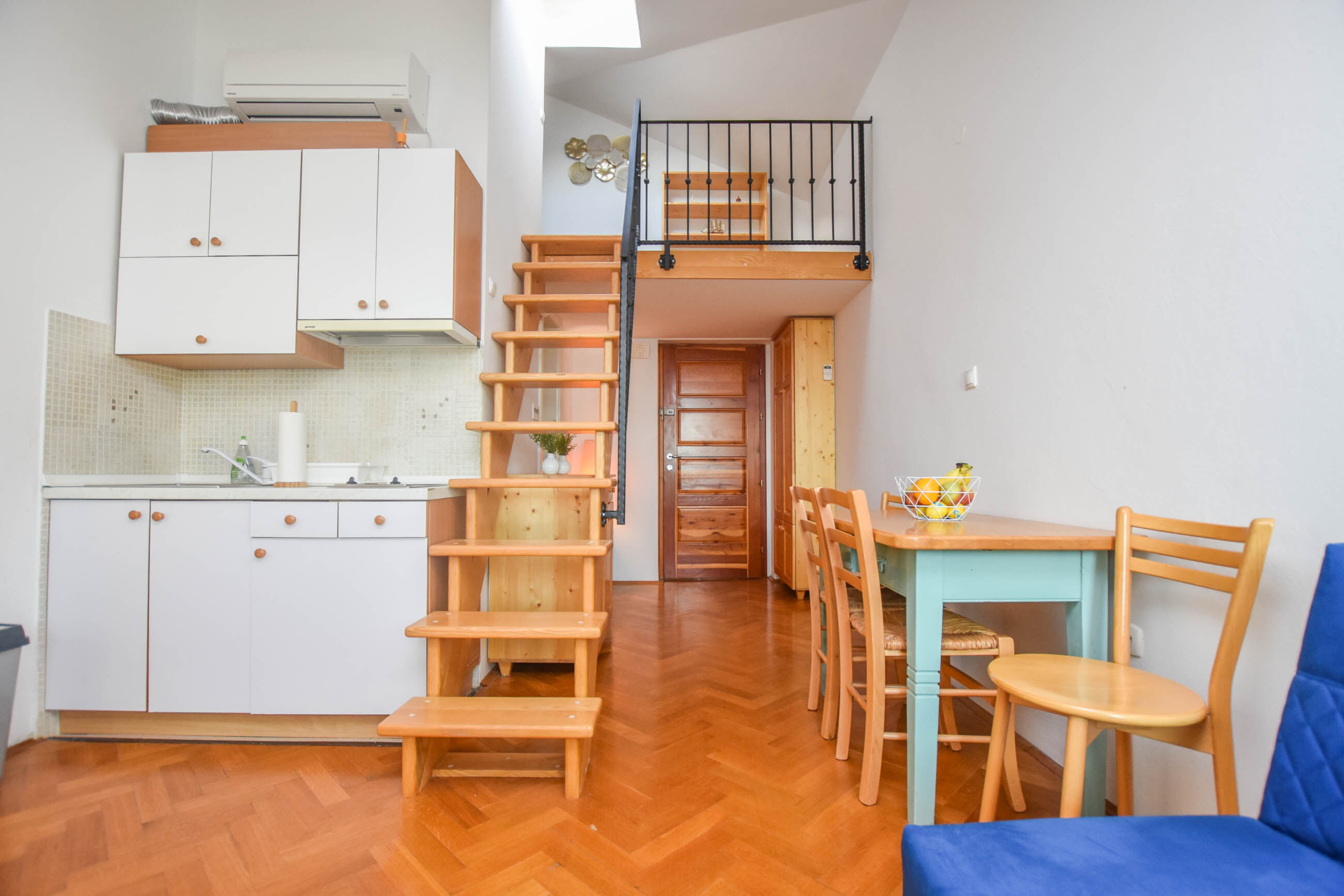 Apartment Emil 83001-A1