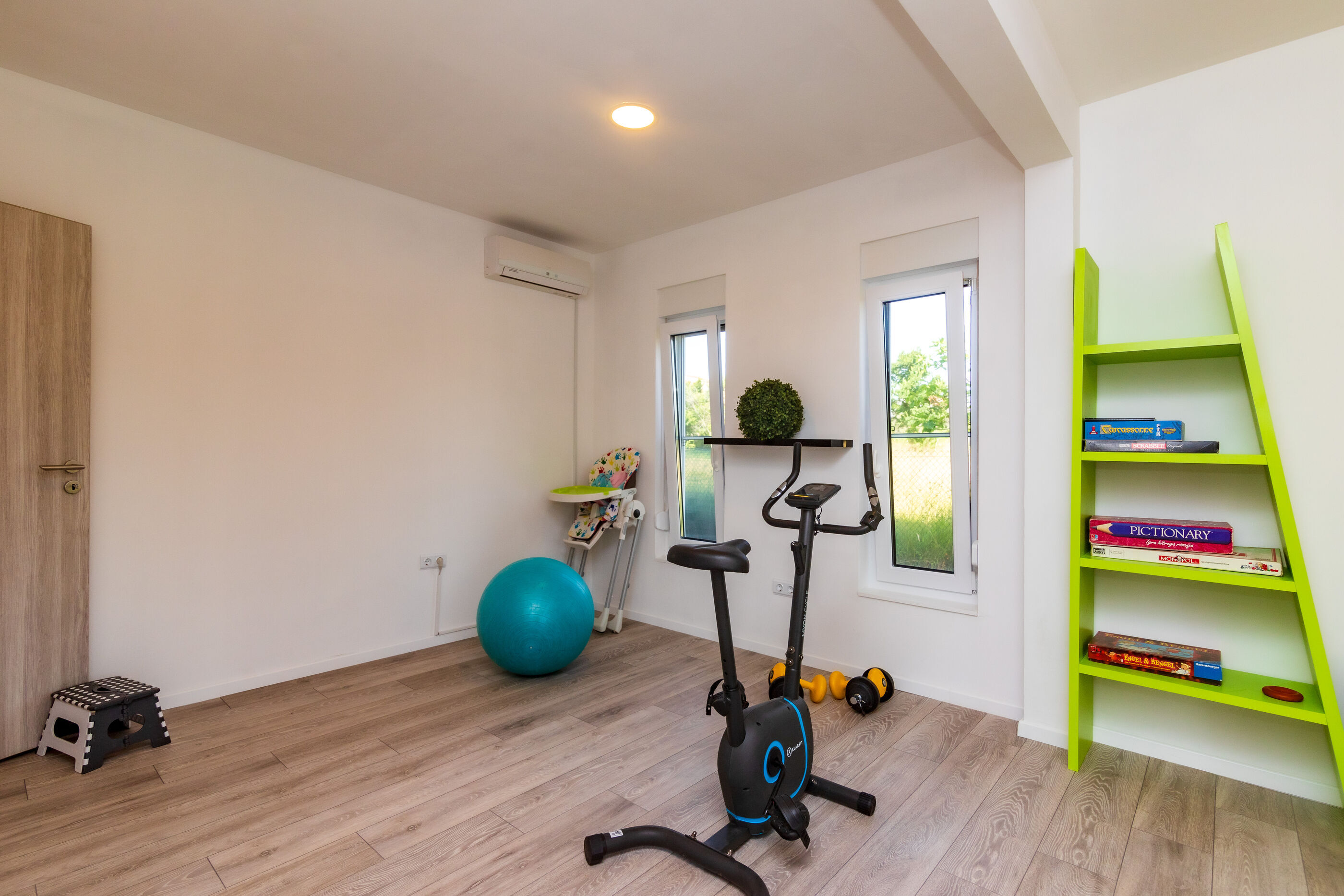 House Villa Ivona 81911-K1