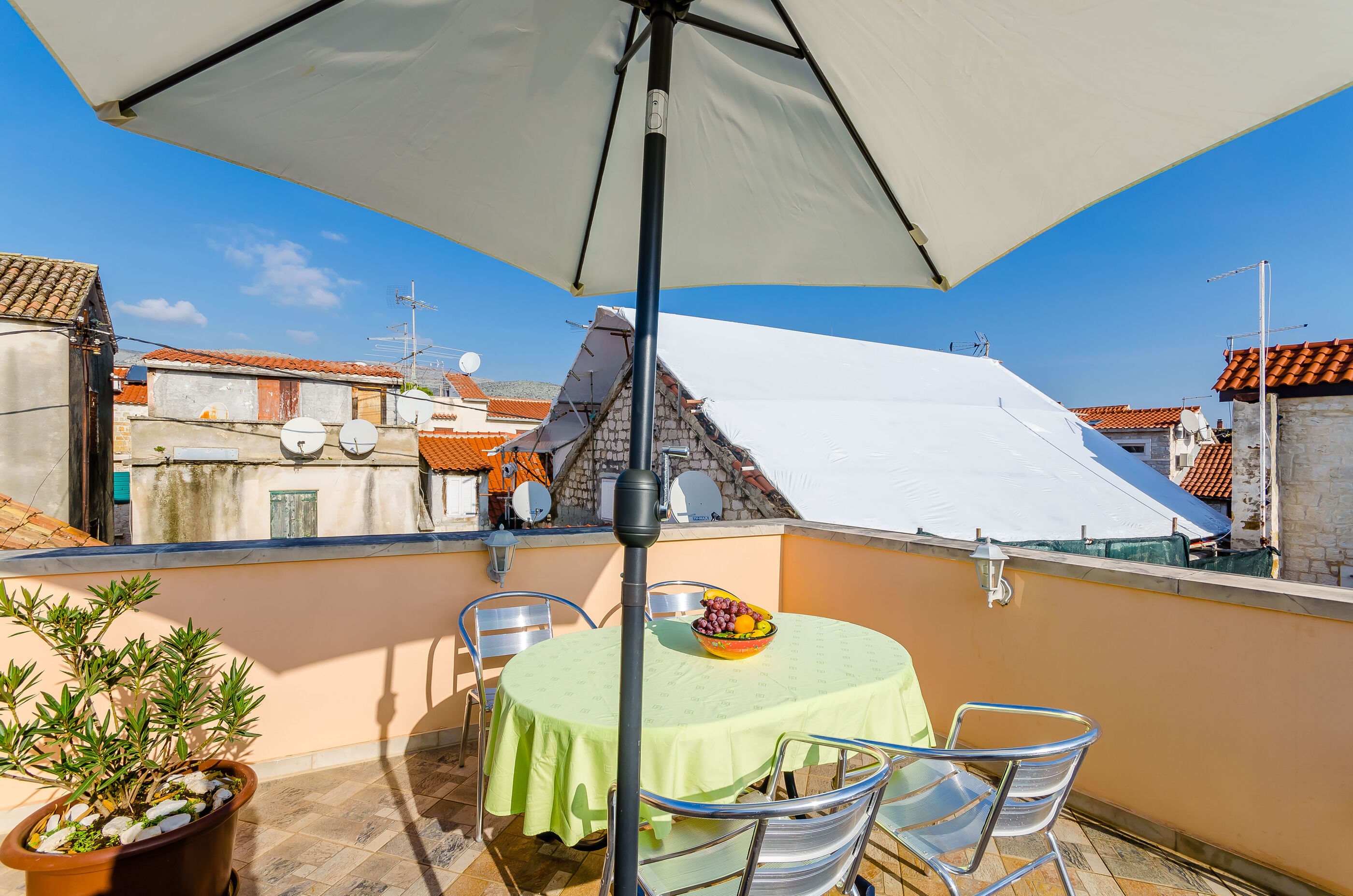 Apartments Old Town 83061-A2