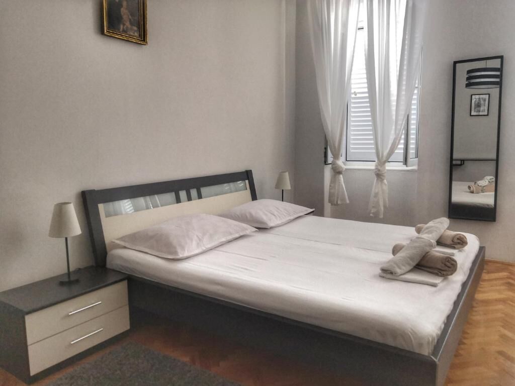 Apartments Tanya 83141-A1