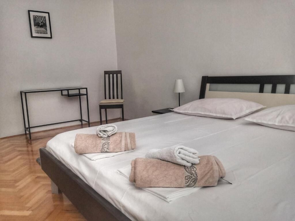 Apartments Tanya 83141-A1