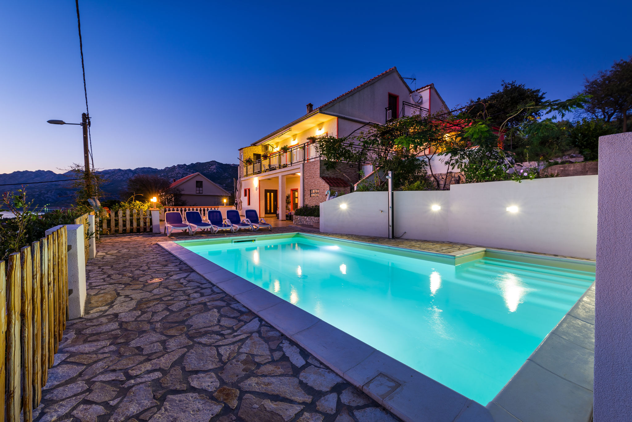House Rovana 83181-K1