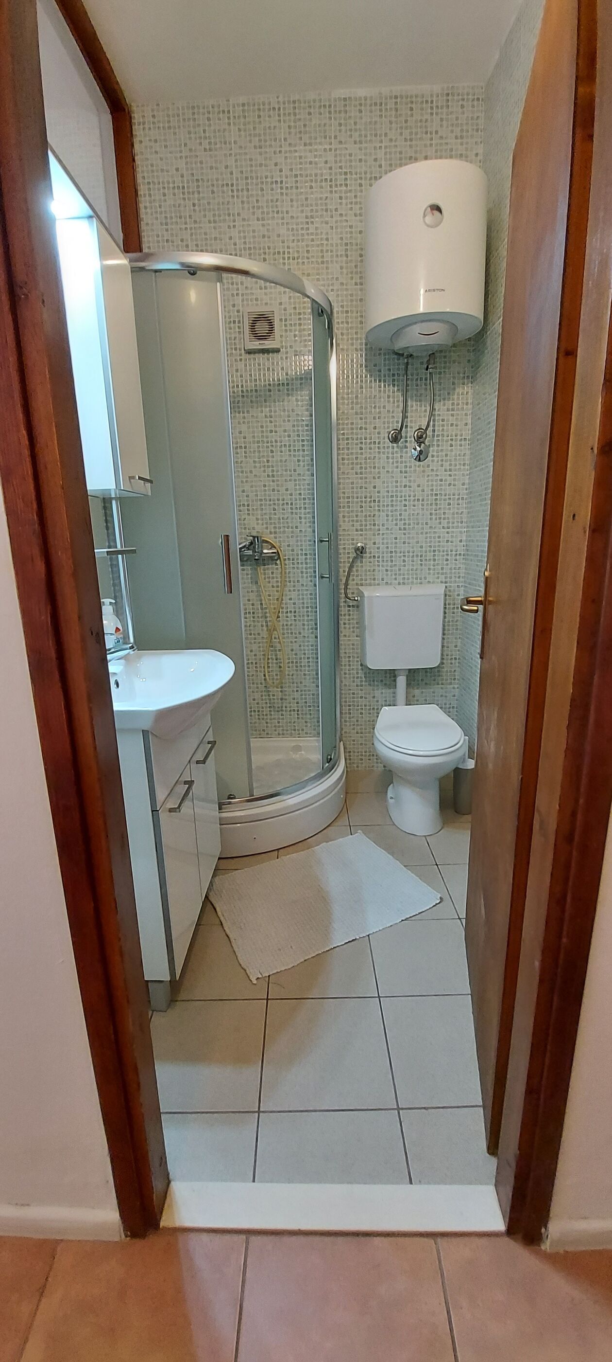 Apartments JUGO i BURA 63891-A1