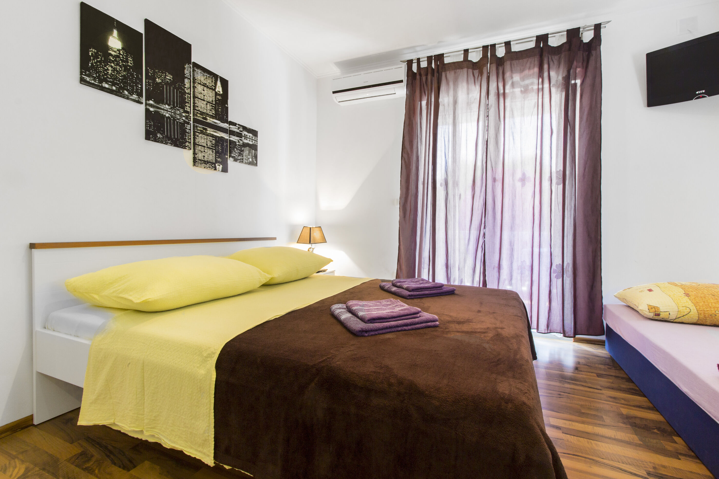 Apartments Mariva 82811-A1